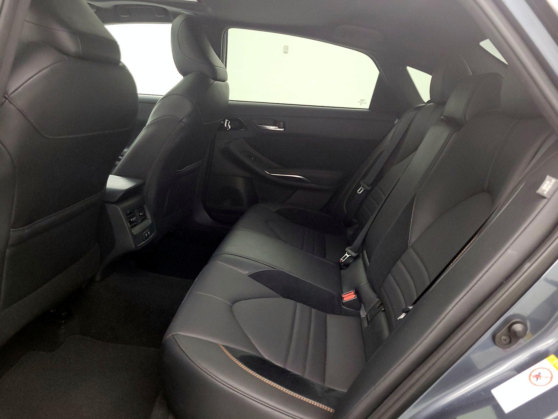 Thumbnail: 2019 Toyota Avalon - 20