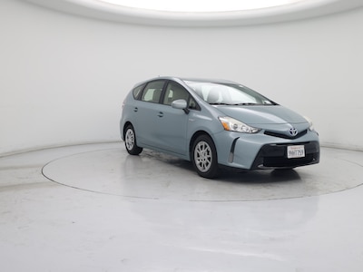 2015 Toyota Prius v Four