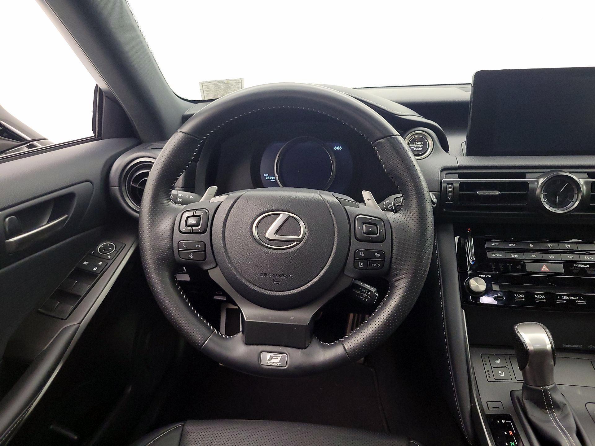 Thumbnail: 2023 Lexus IS - 10