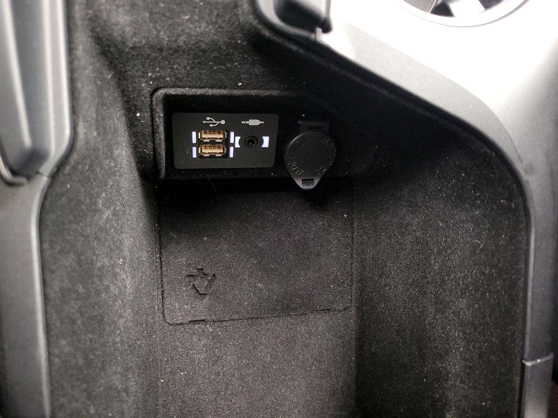 Thumbnail: 2023 Lexus IS - 18