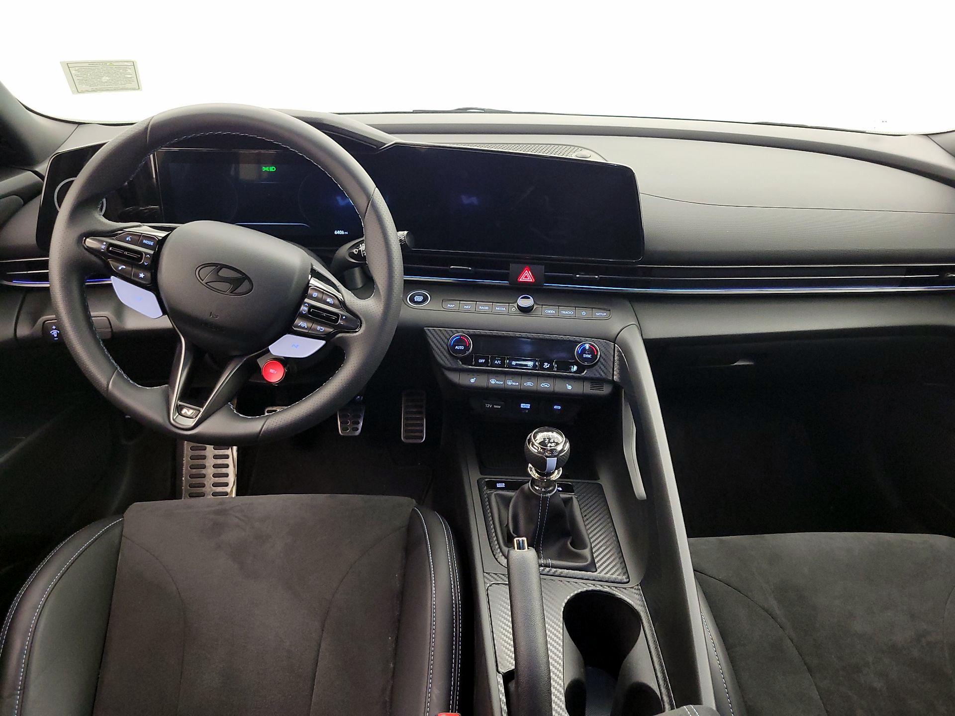 Thumbnail: 2025 Hyundai Elantra - 9