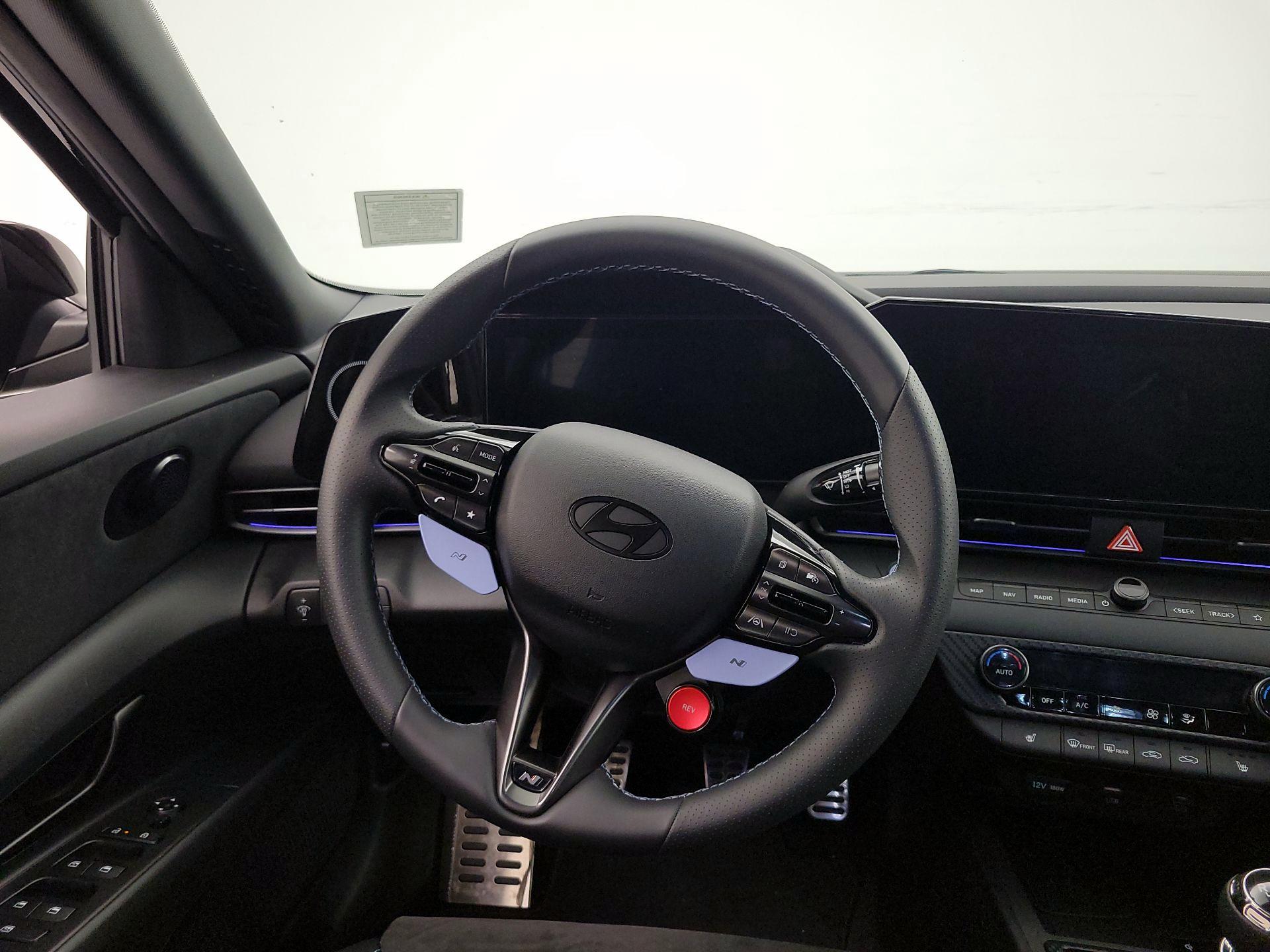 Thumbnail: 2025 Hyundai Elantra - 10