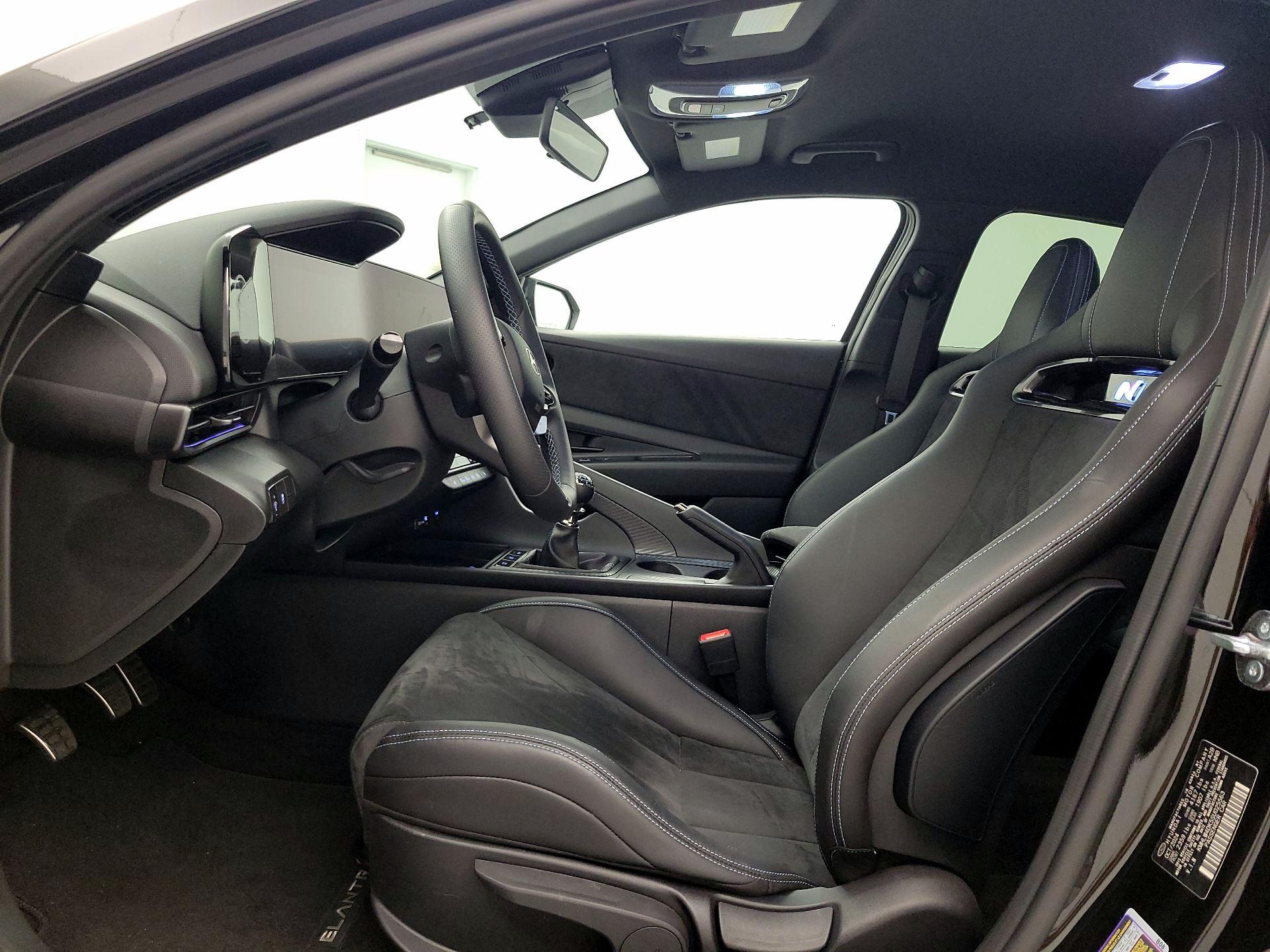 Thumbnail: 2025 Hyundai Elantra - 11