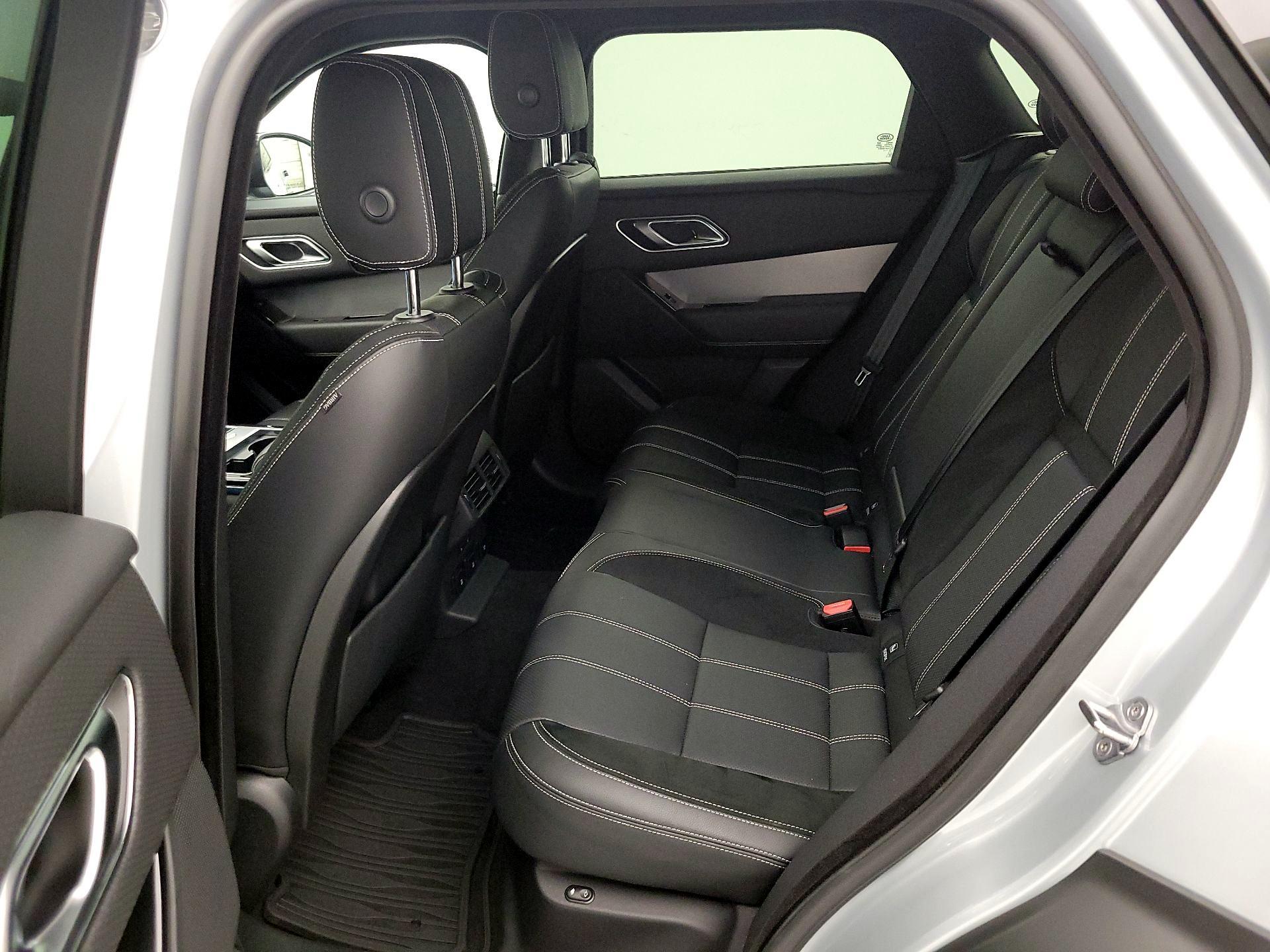 Thumbnail: 2021 Land Rover Range Rover Velar - 19