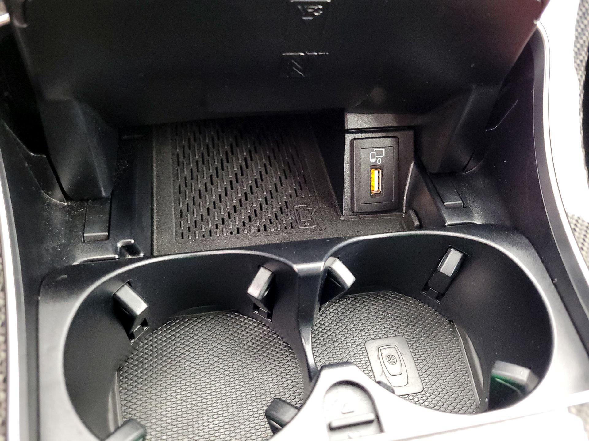 Thumbnail: 2021 Mercedes-Benz C-Class - 19