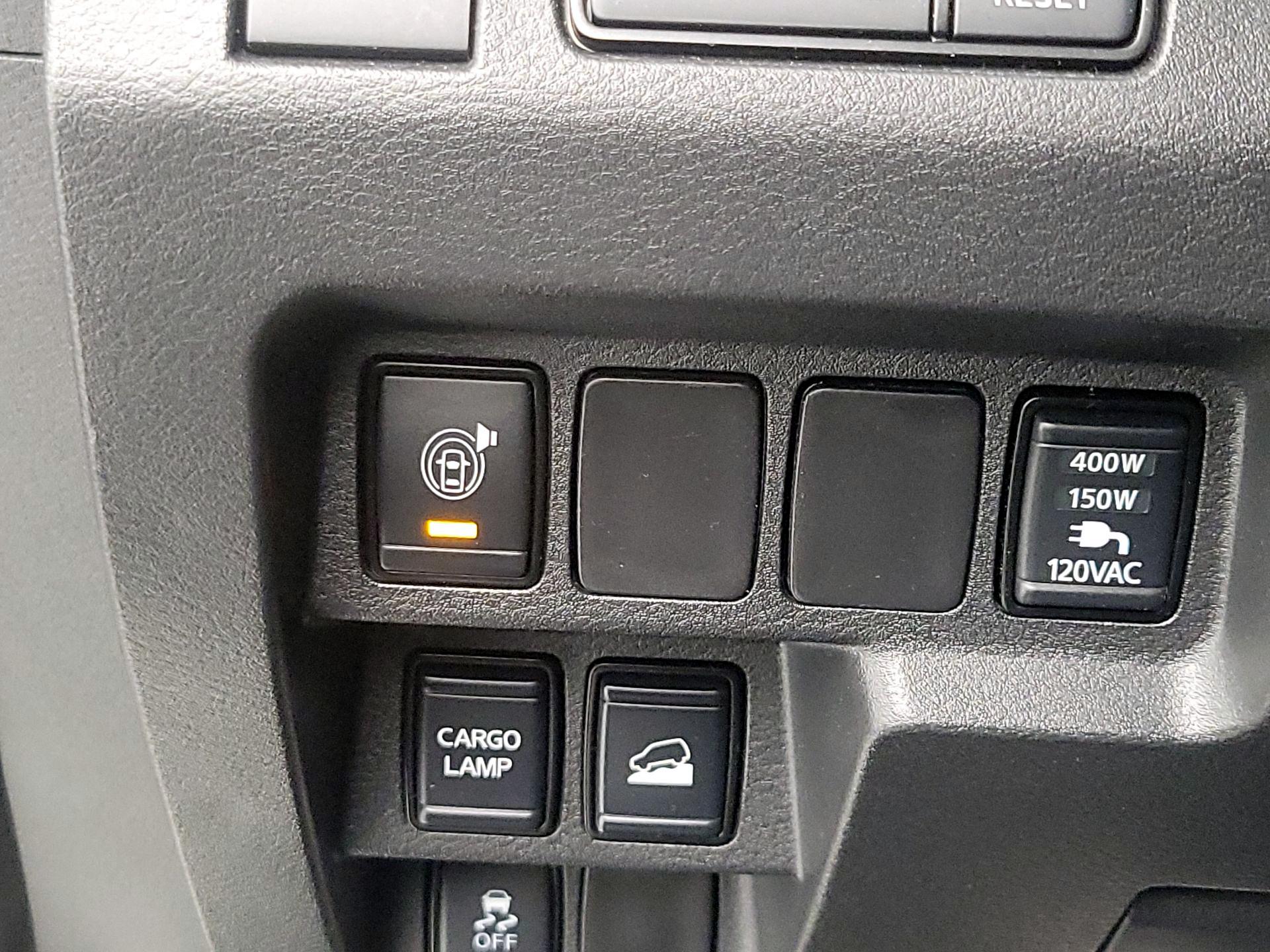 Thumbnail: 2022 Nissan Frontier - 13