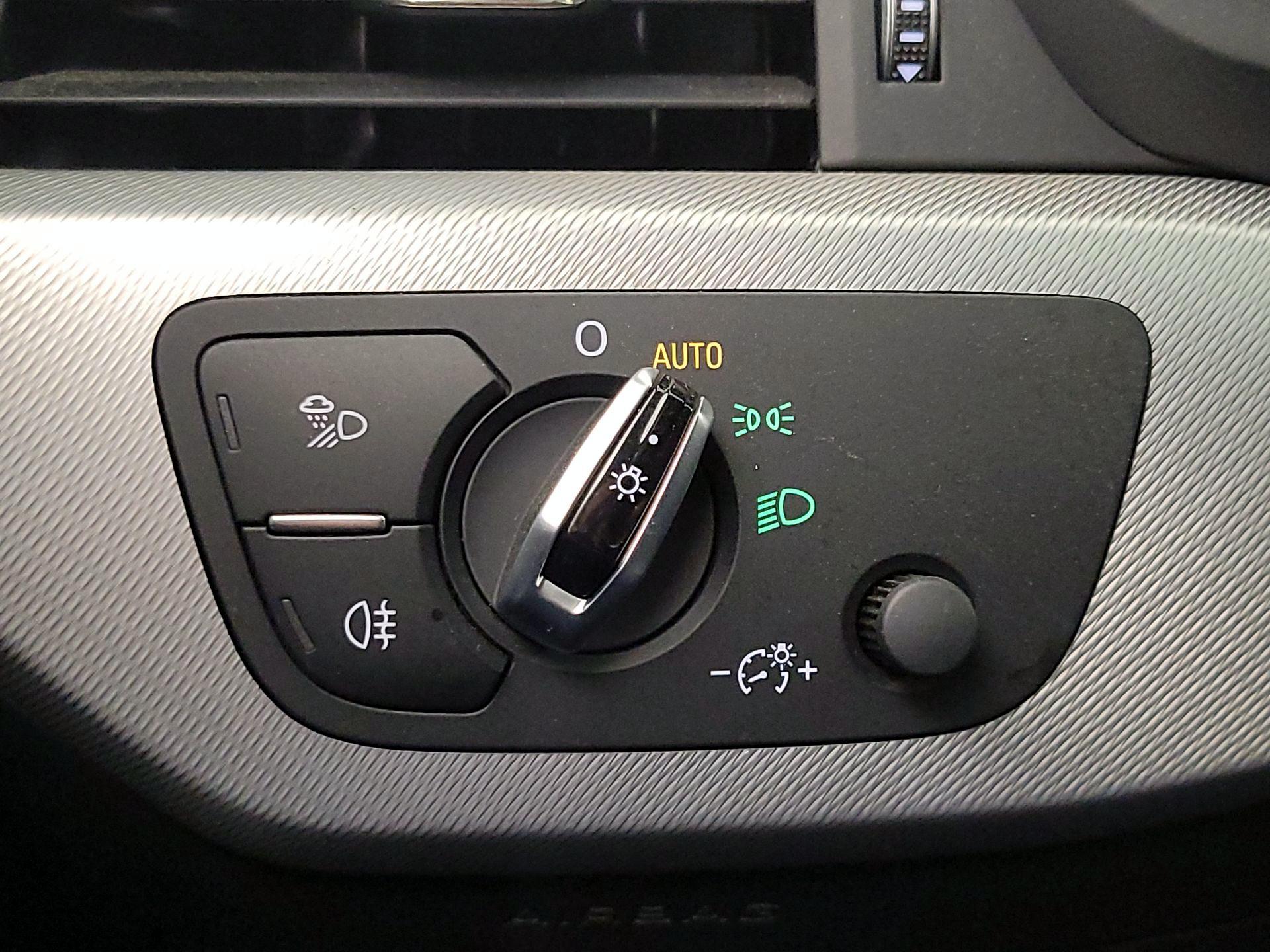 Thumbnail: 2017 Audi A4 - 13