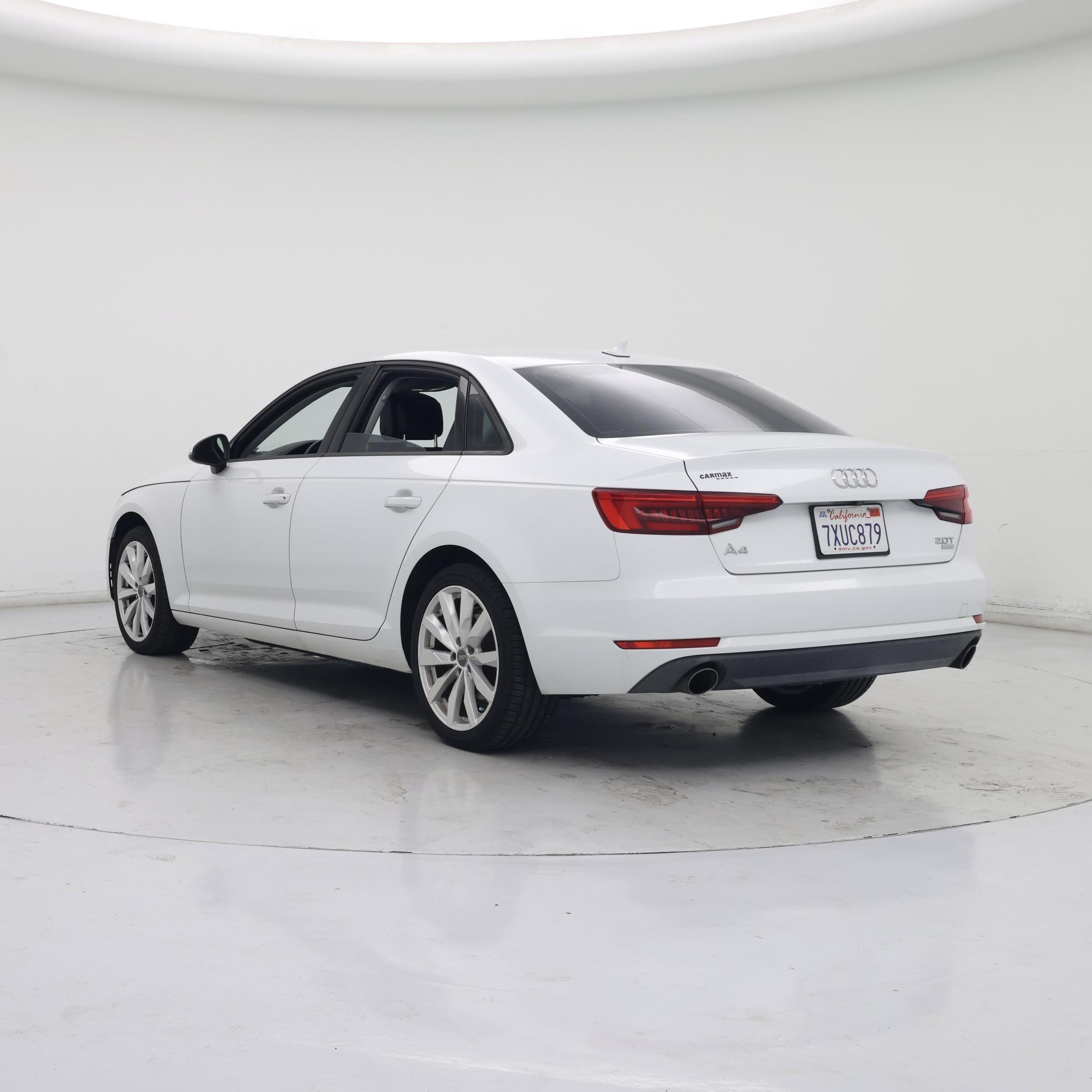 Thumbnail: 2017 Audi A4 - 2