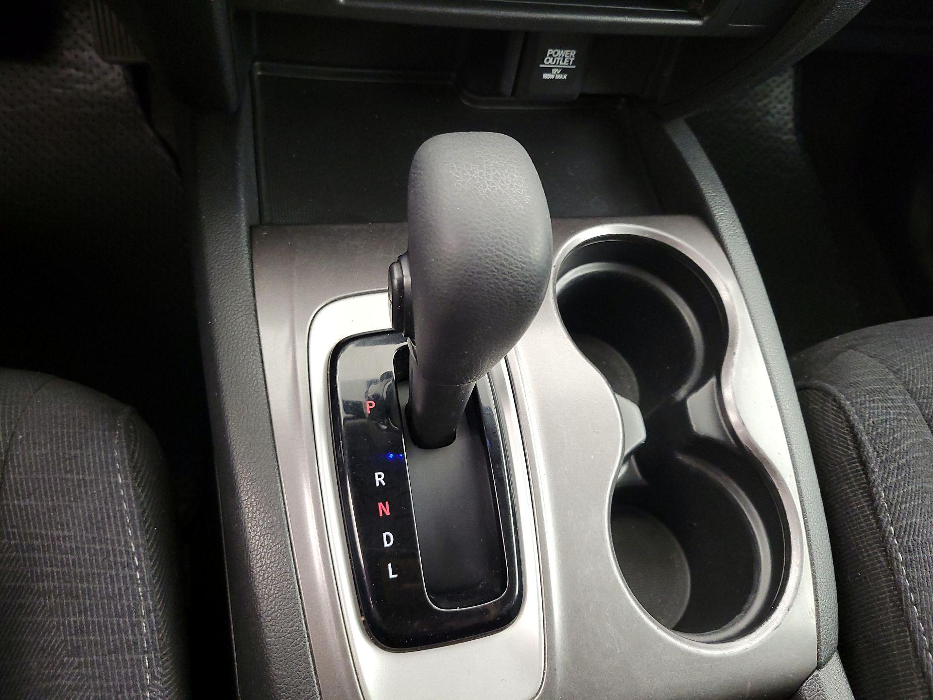 Thumbnail: 2017 Honda Pilot - 17