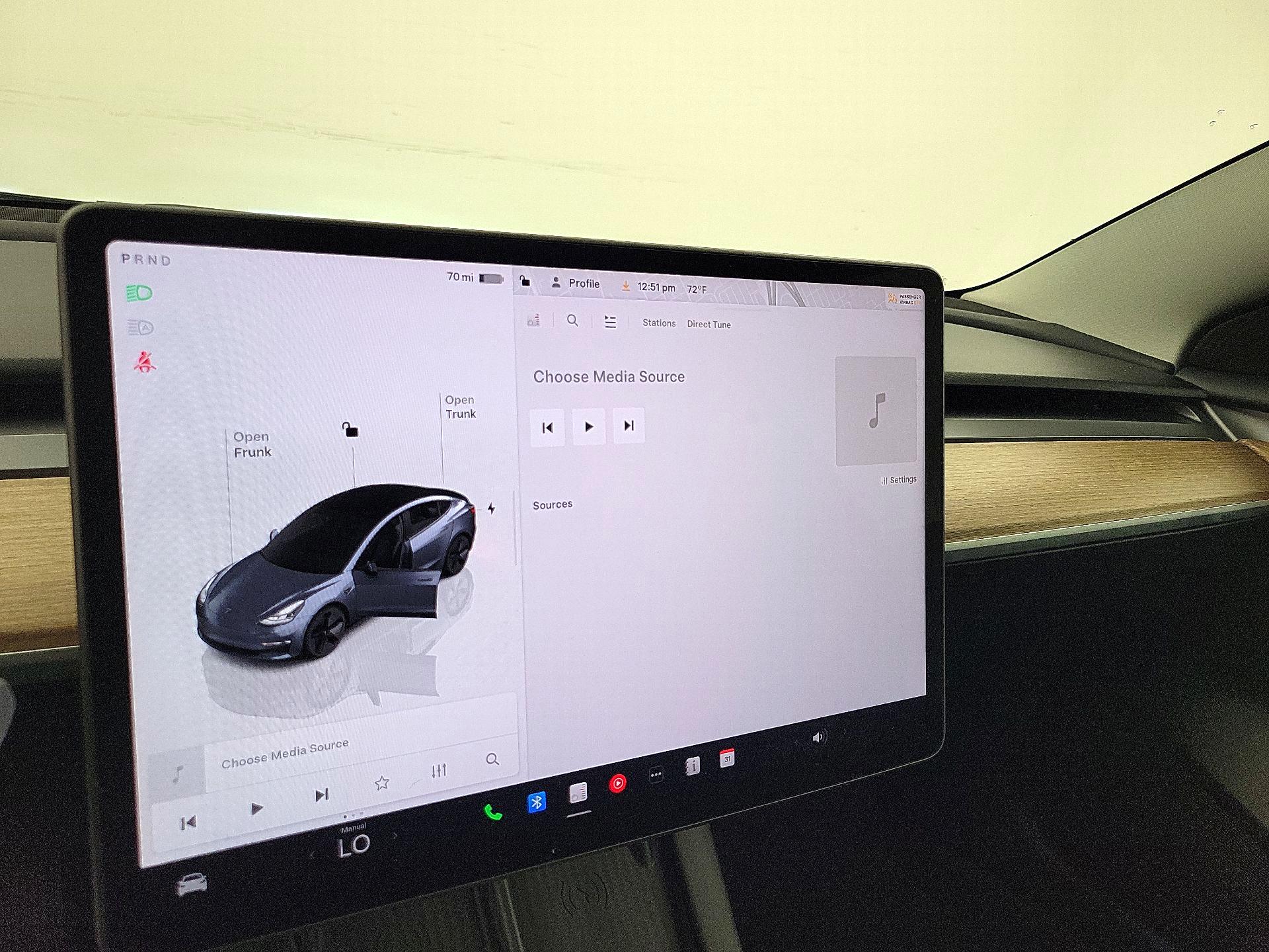 Thumbnail: 2022 Tesla Model 3 - 15