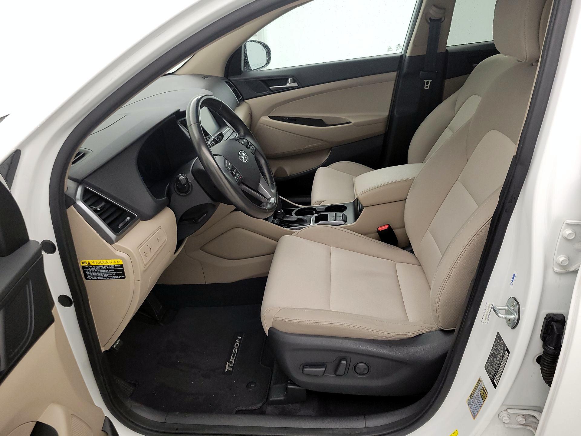 Thumbnail: 2018 Hyundai Tucson - 11