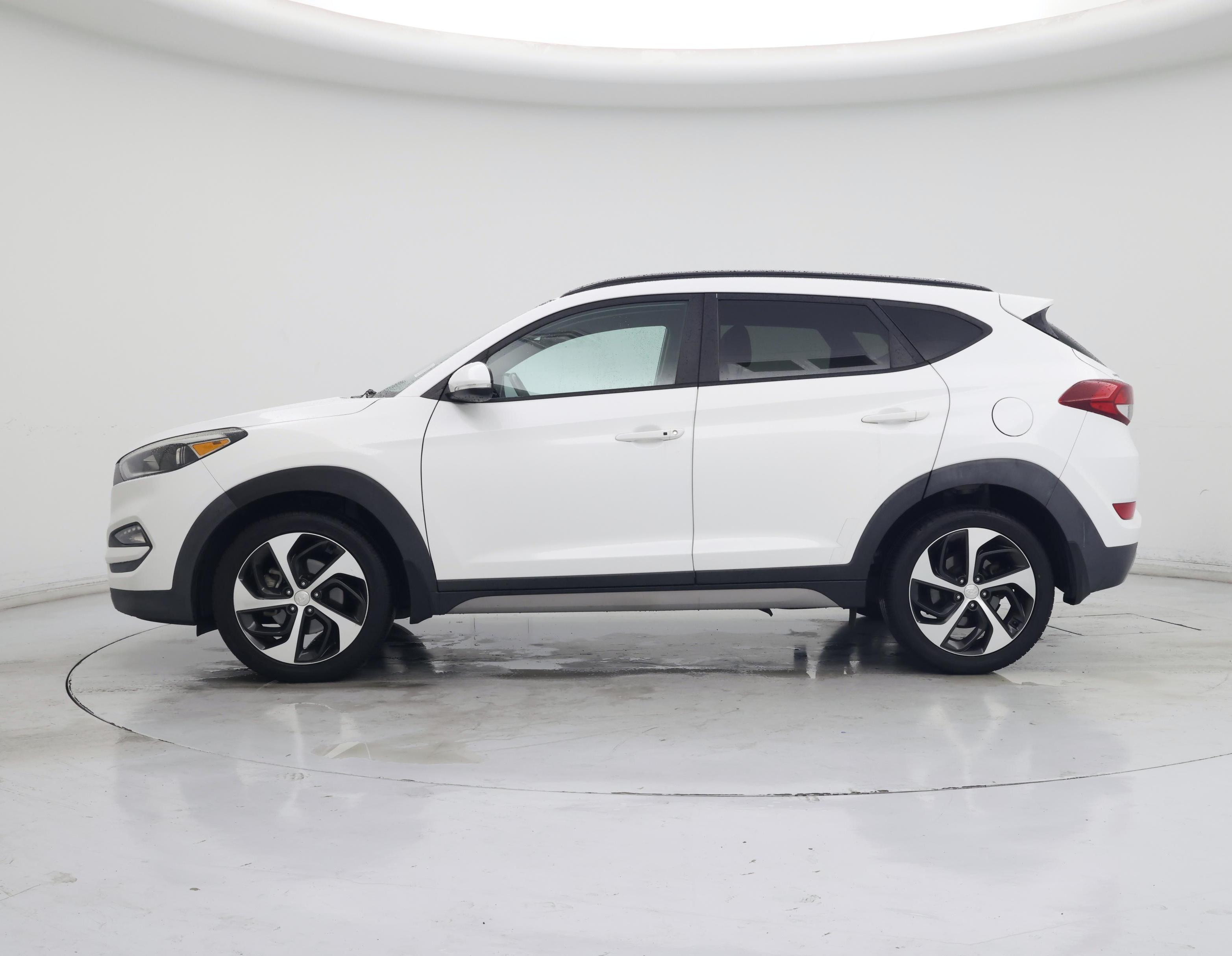 Thumbnail: 2018 Hyundai Tucson - 3