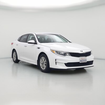 White 2016 Kia Optima LX