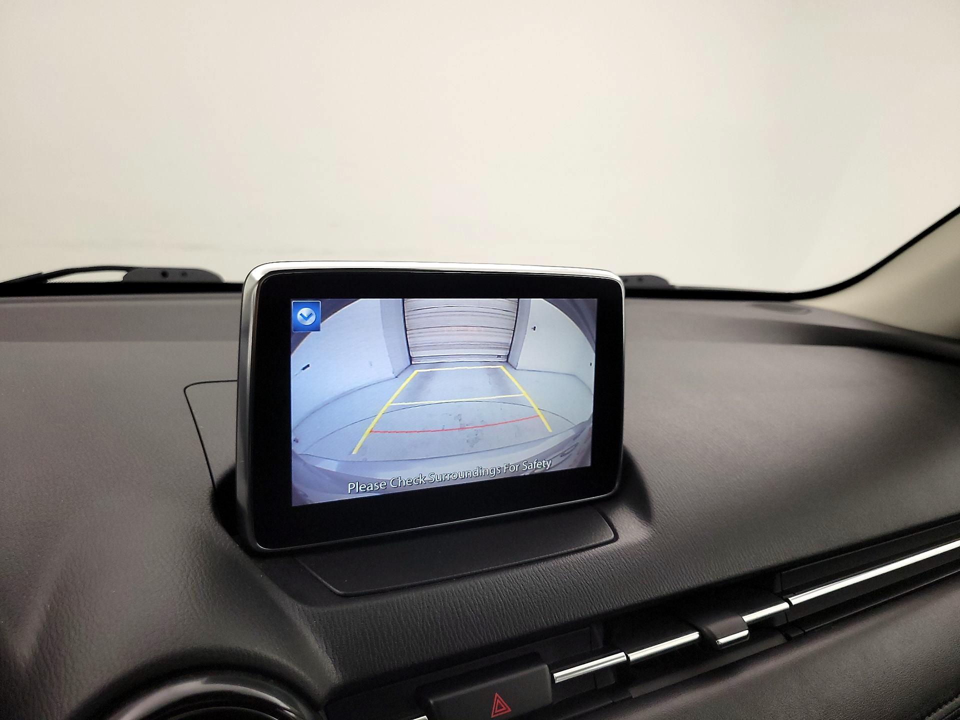 Thumbnail: 2017 Toyota Yaris iA - 14