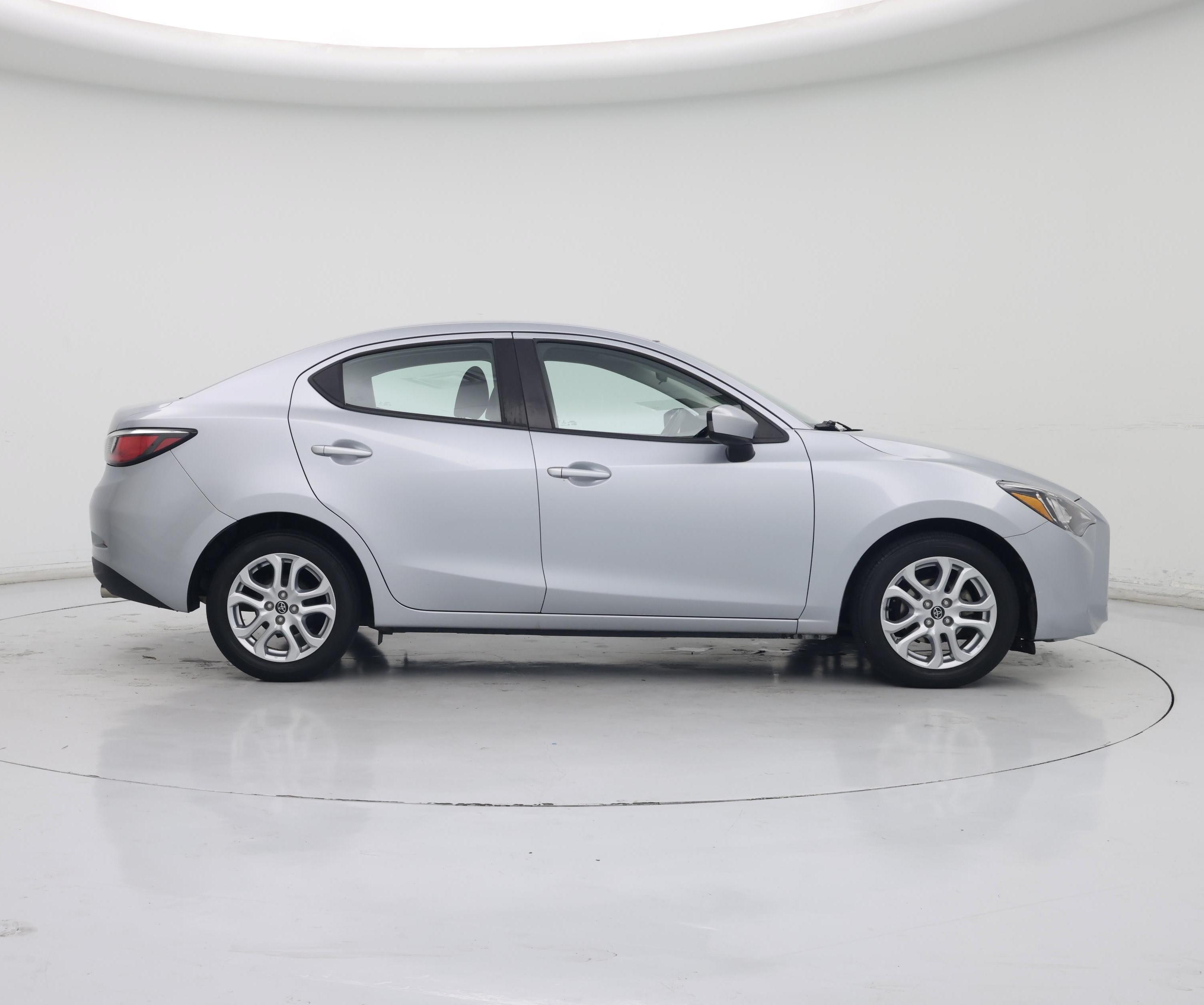 Thumbnail: 2017 Toyota Yaris iA - 7