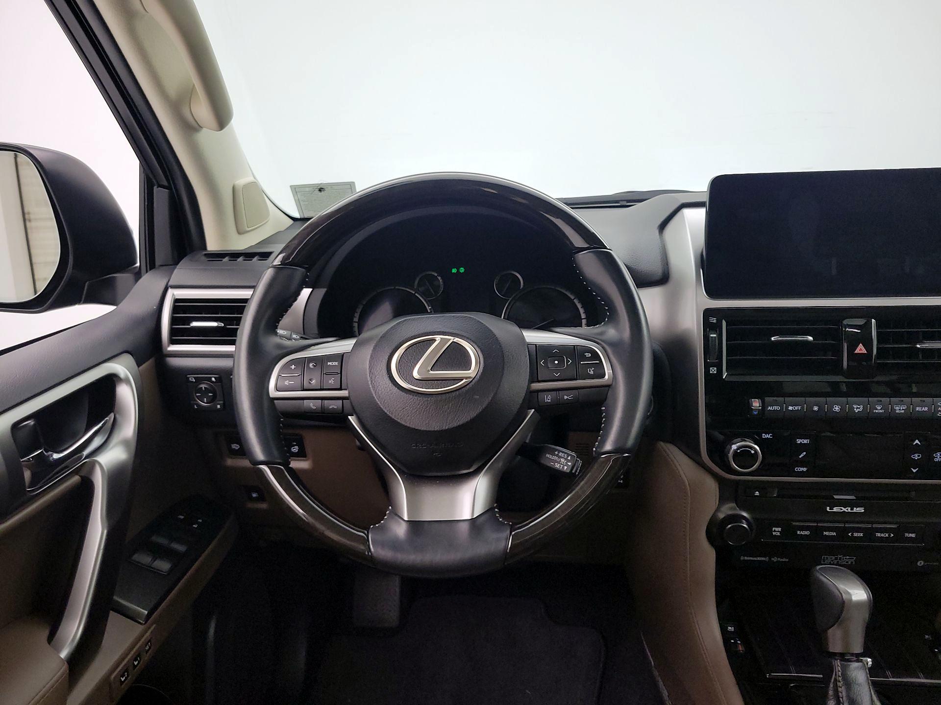 Thumbnail: 2023 Lexus GX - 10