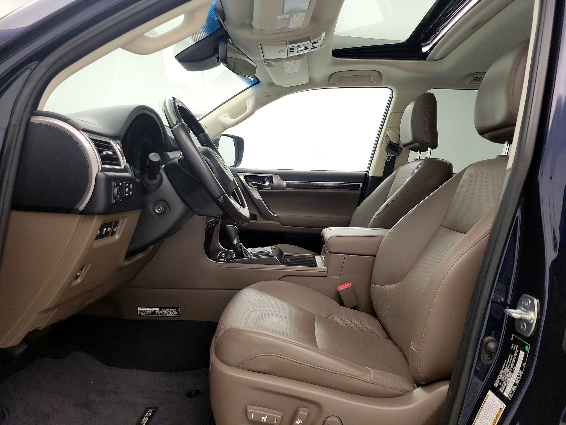 Thumbnail: 2023 Lexus GX - 11