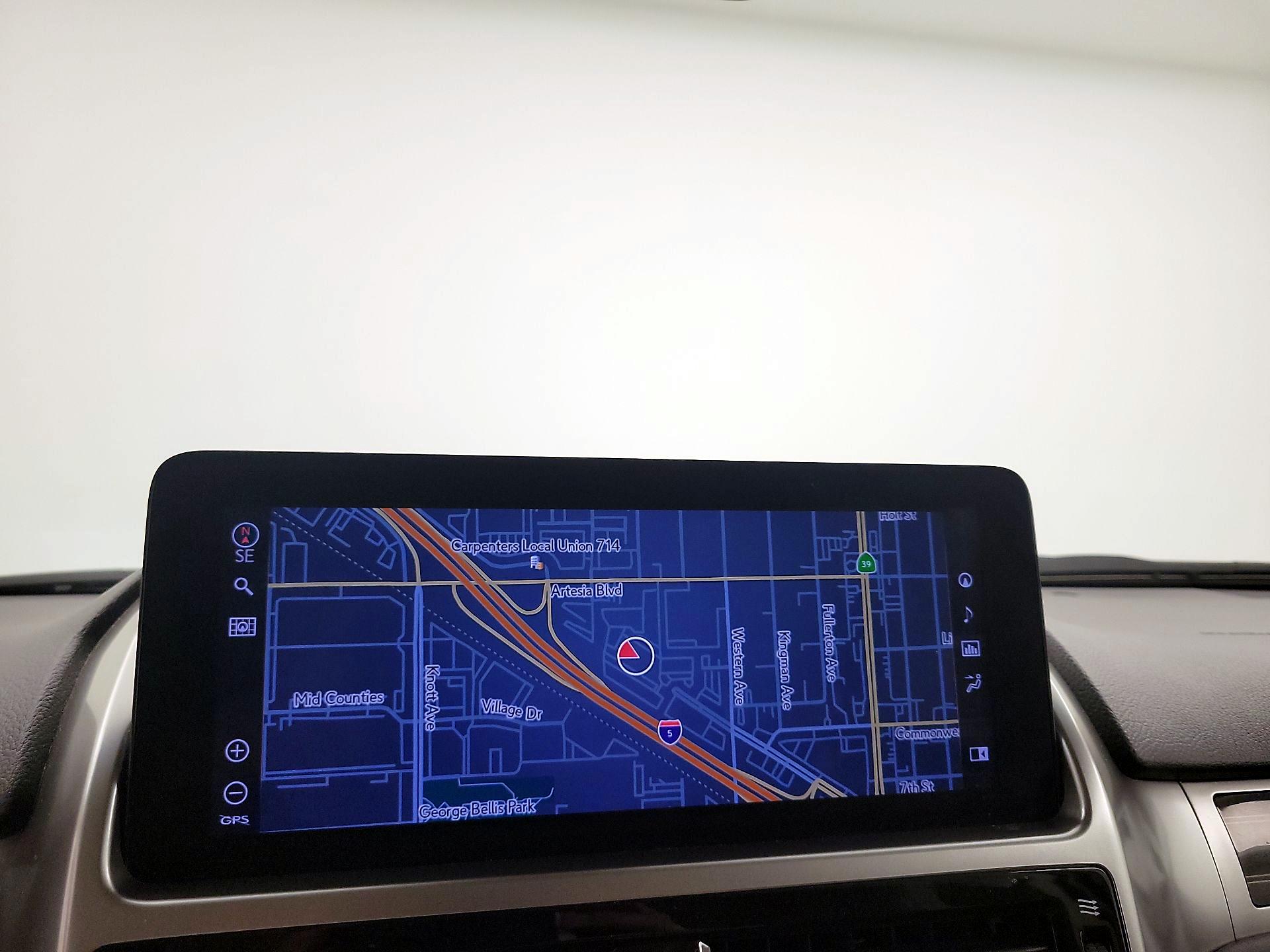 Thumbnail: 2023 Lexus GX - 14