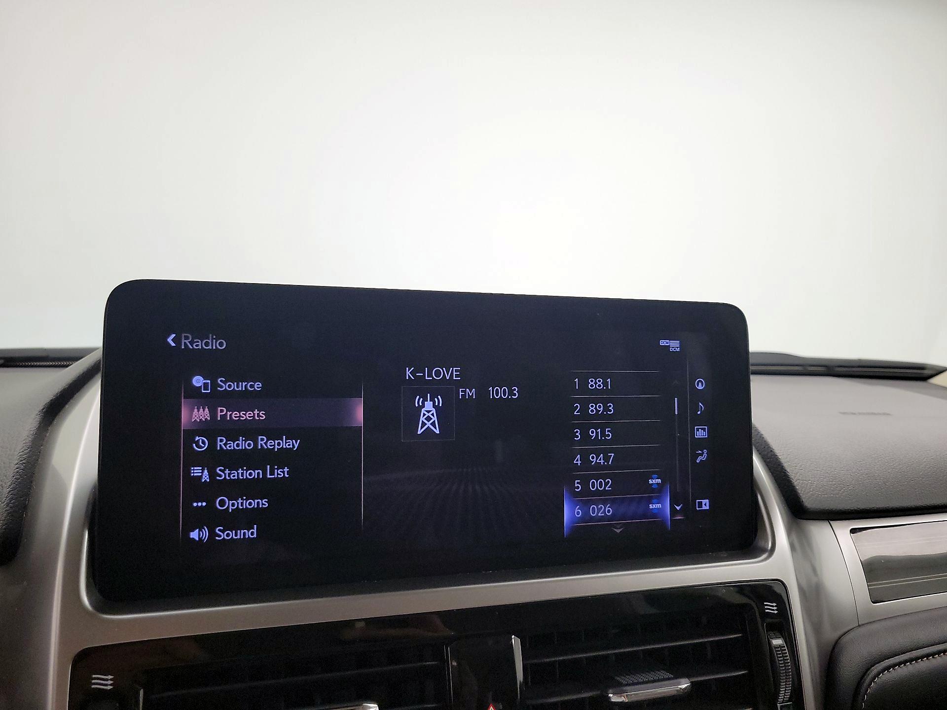 Thumbnail: 2023 Lexus GX - 16