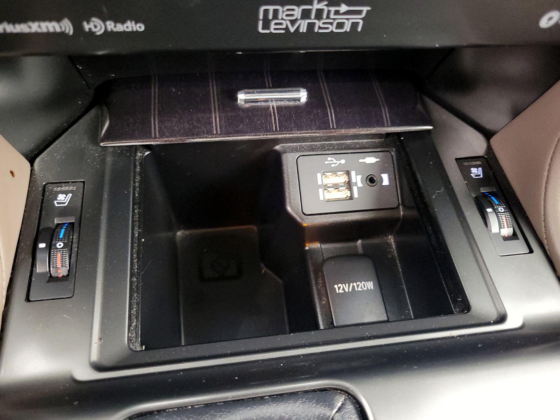 Thumbnail: 2023 Lexus GX - 19