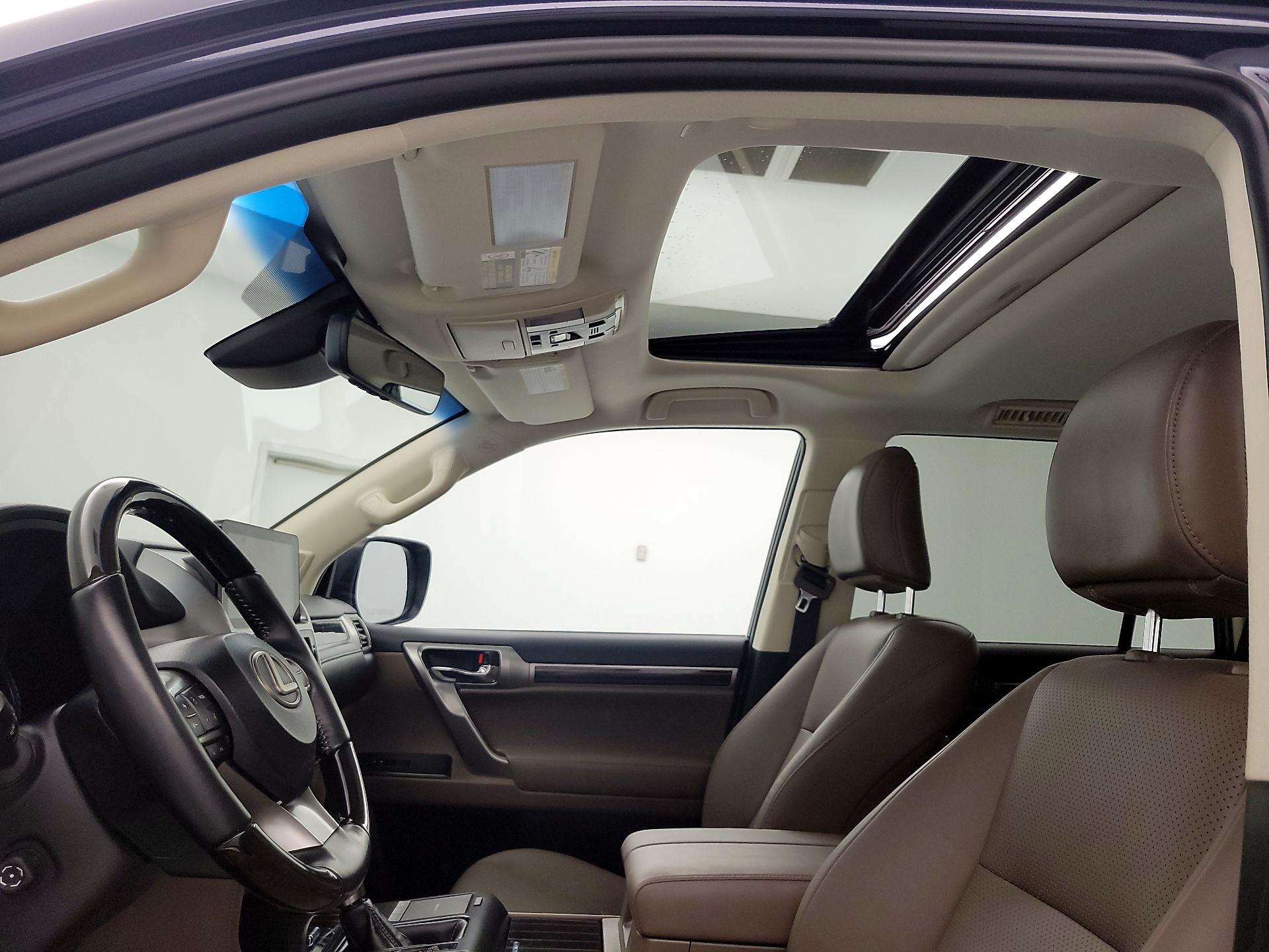 Thumbnail: 2023 Lexus GX - 20