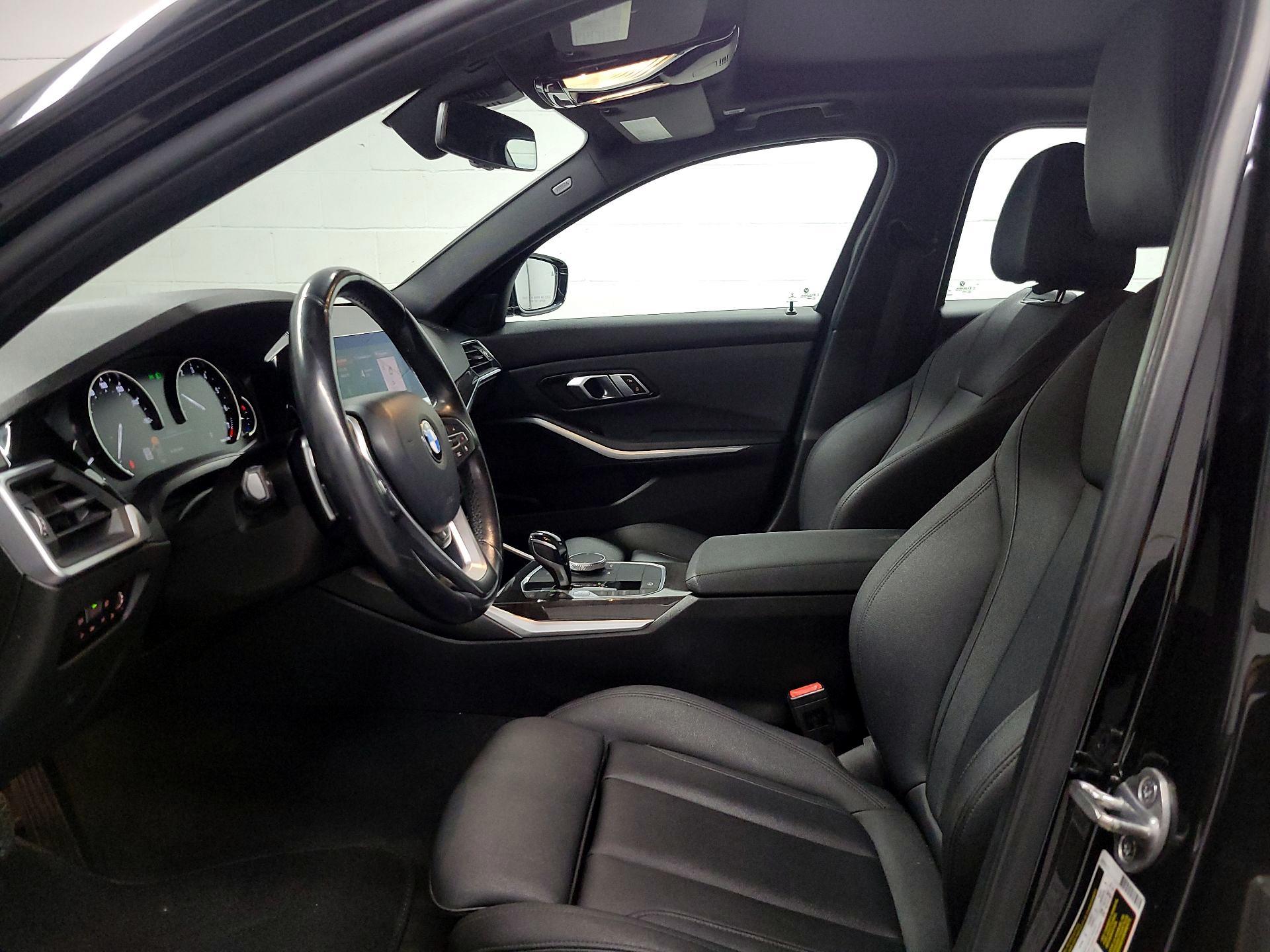 Thumbnail: 2020 BMW 3 Series - 11