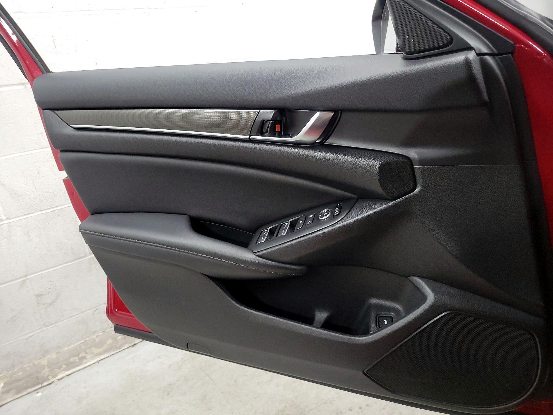 Thumbnail: 2022 Honda Accord - 12