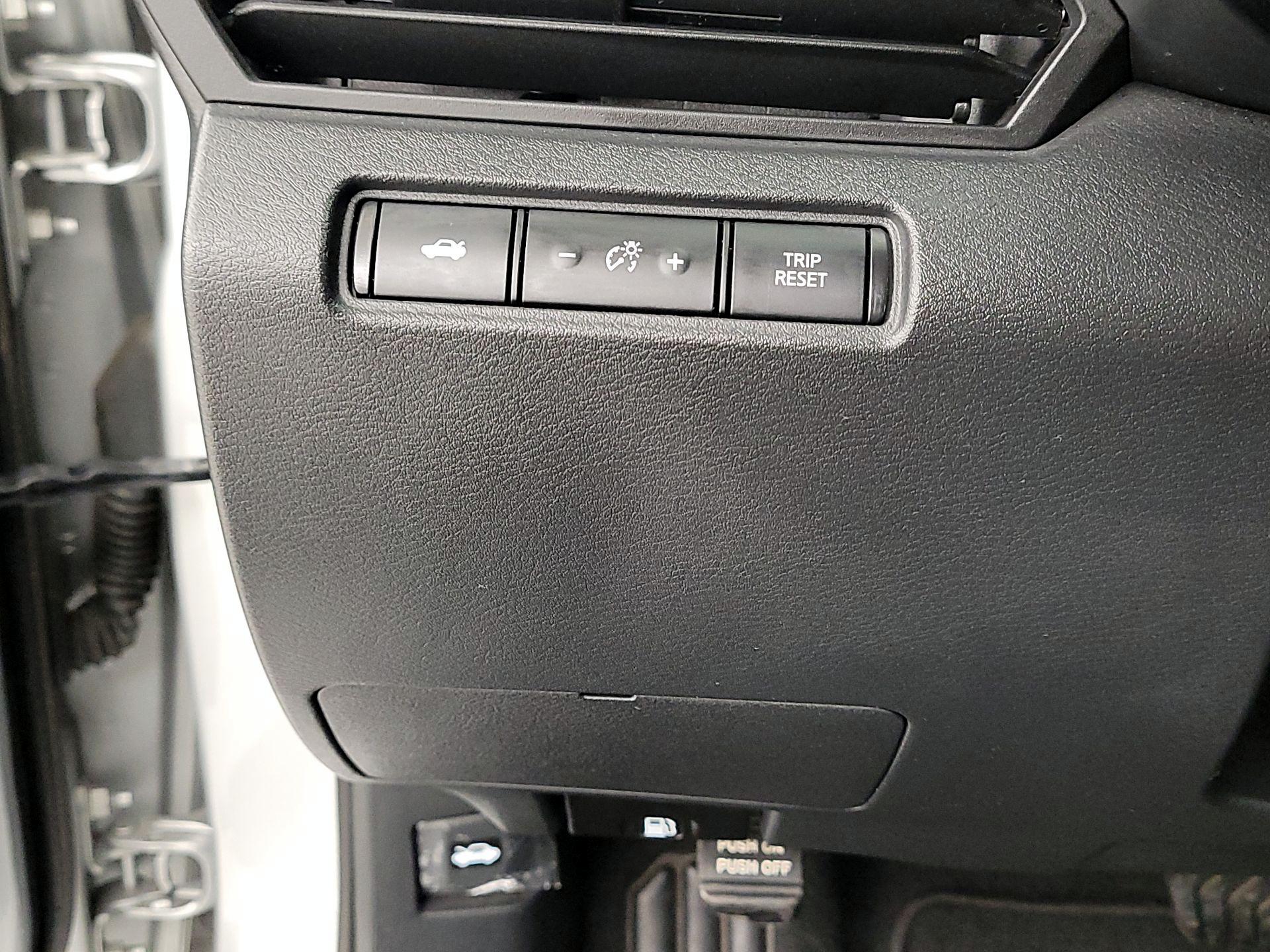 Thumbnail: 2022 Nissan Altima - 13