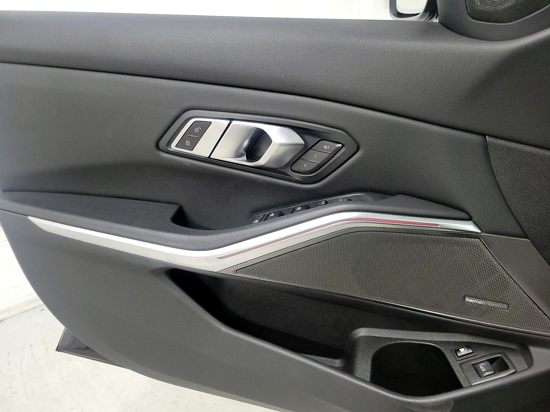 Thumbnail: 2023 BMW 3 Series - 12