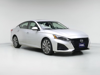 Silver 2023 Nissan Altima SL