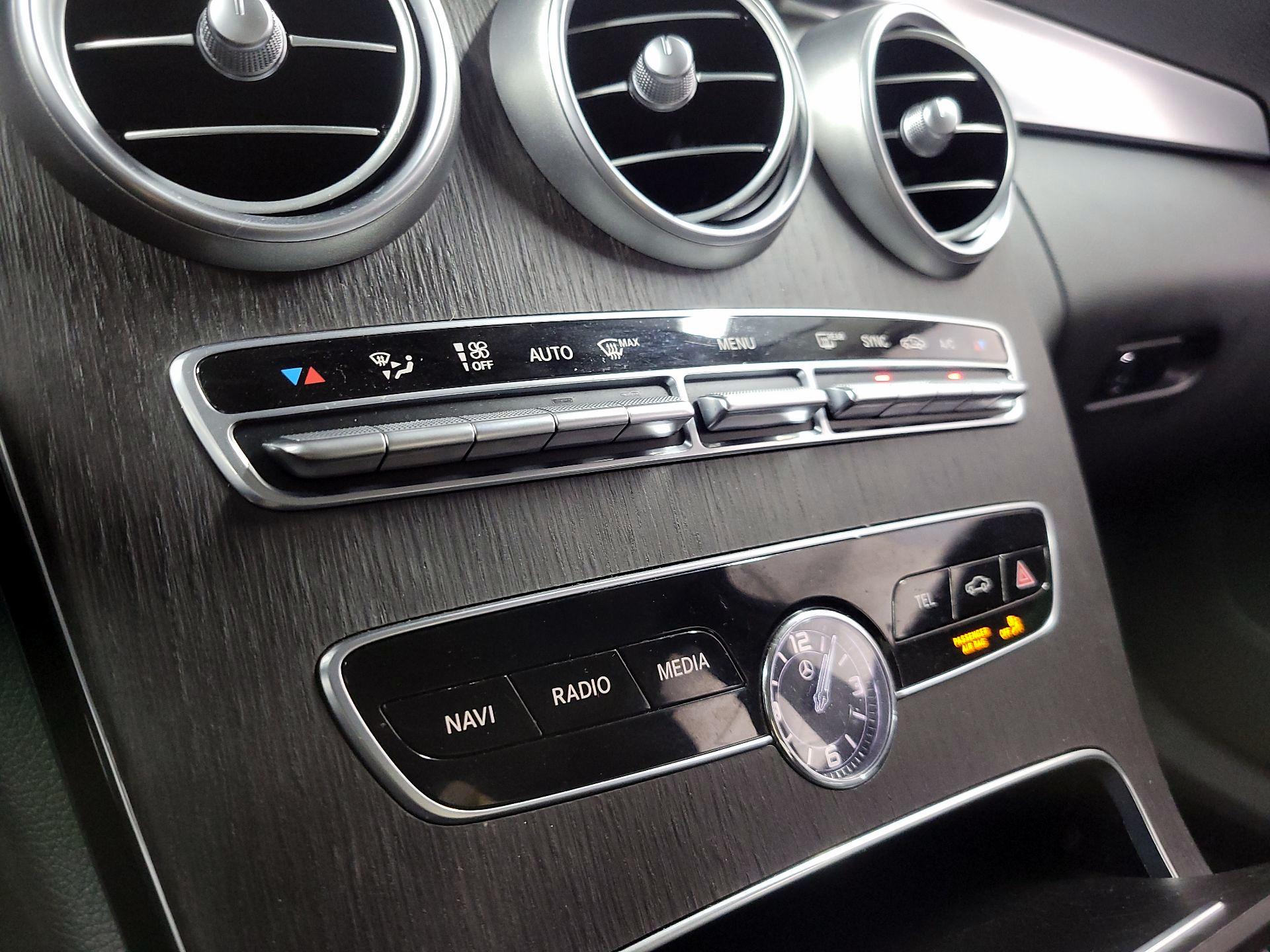 Thumbnail: 2021 Mercedes-Benz C-Class - 16