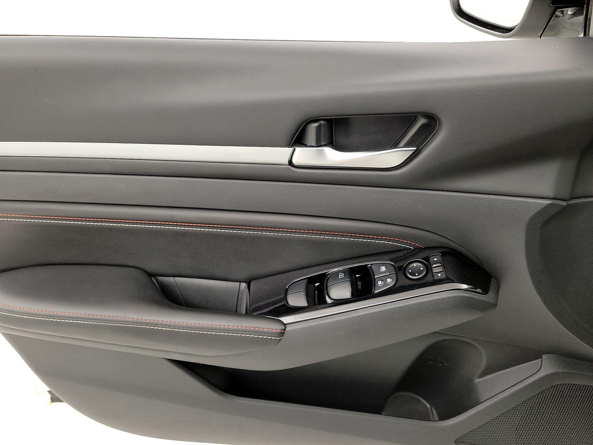 Thumbnail: 2023 Nissan Altima - 12