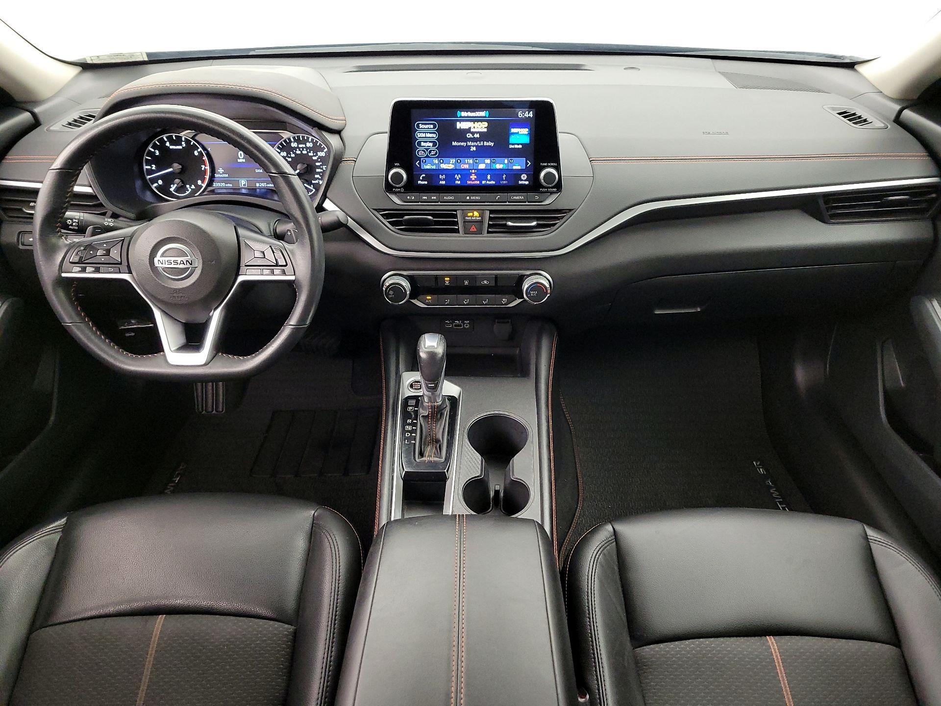 Thumbnail: 2022 Nissan Altima - 9