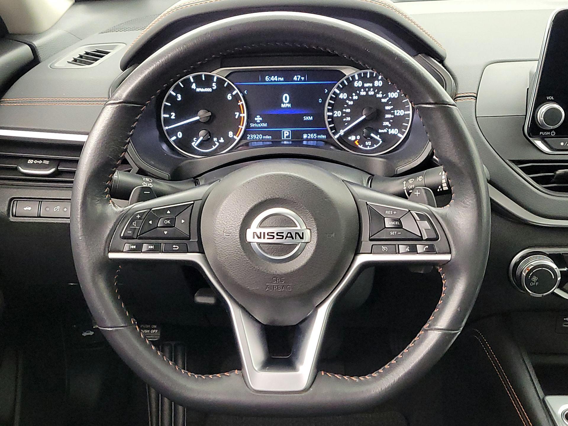 Thumbnail: 2022 Nissan Altima - 10