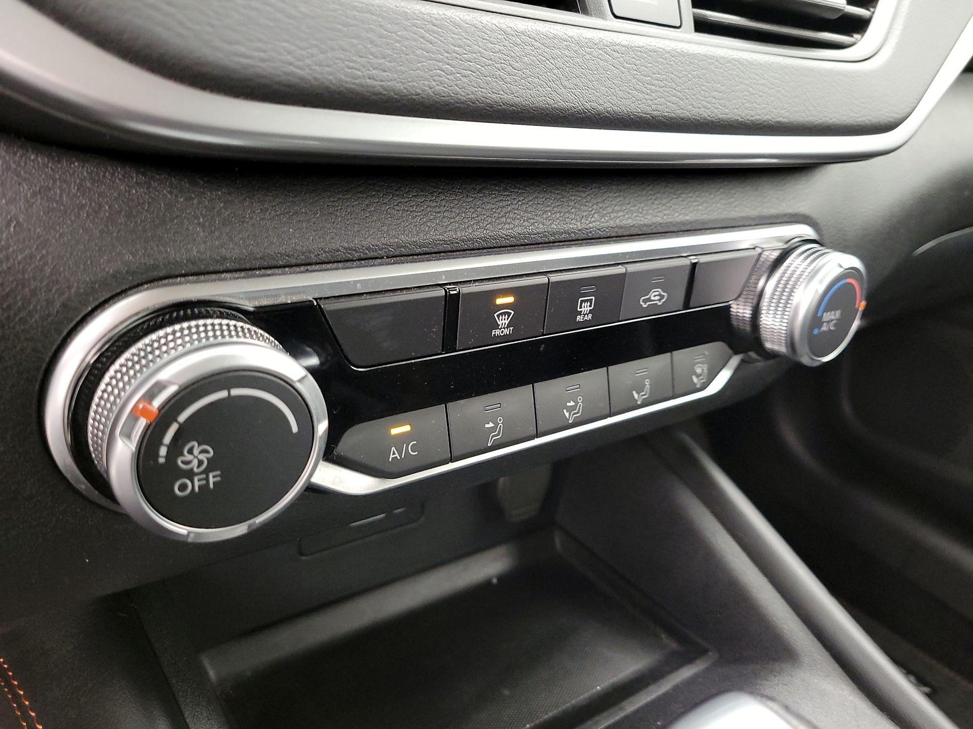 Thumbnail: 2022 Nissan Altima - 16