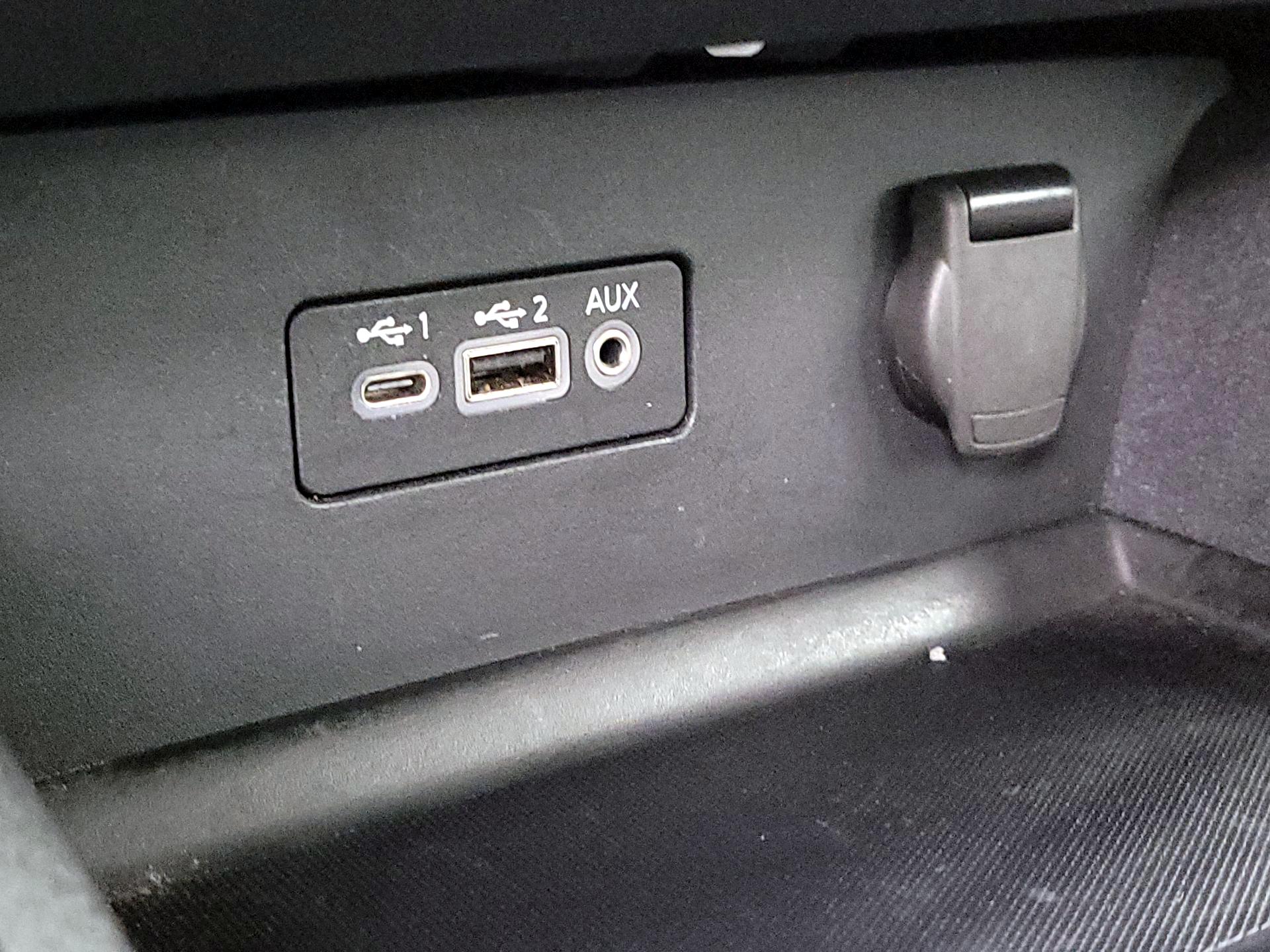 Thumbnail: 2022 Nissan Altima - 18