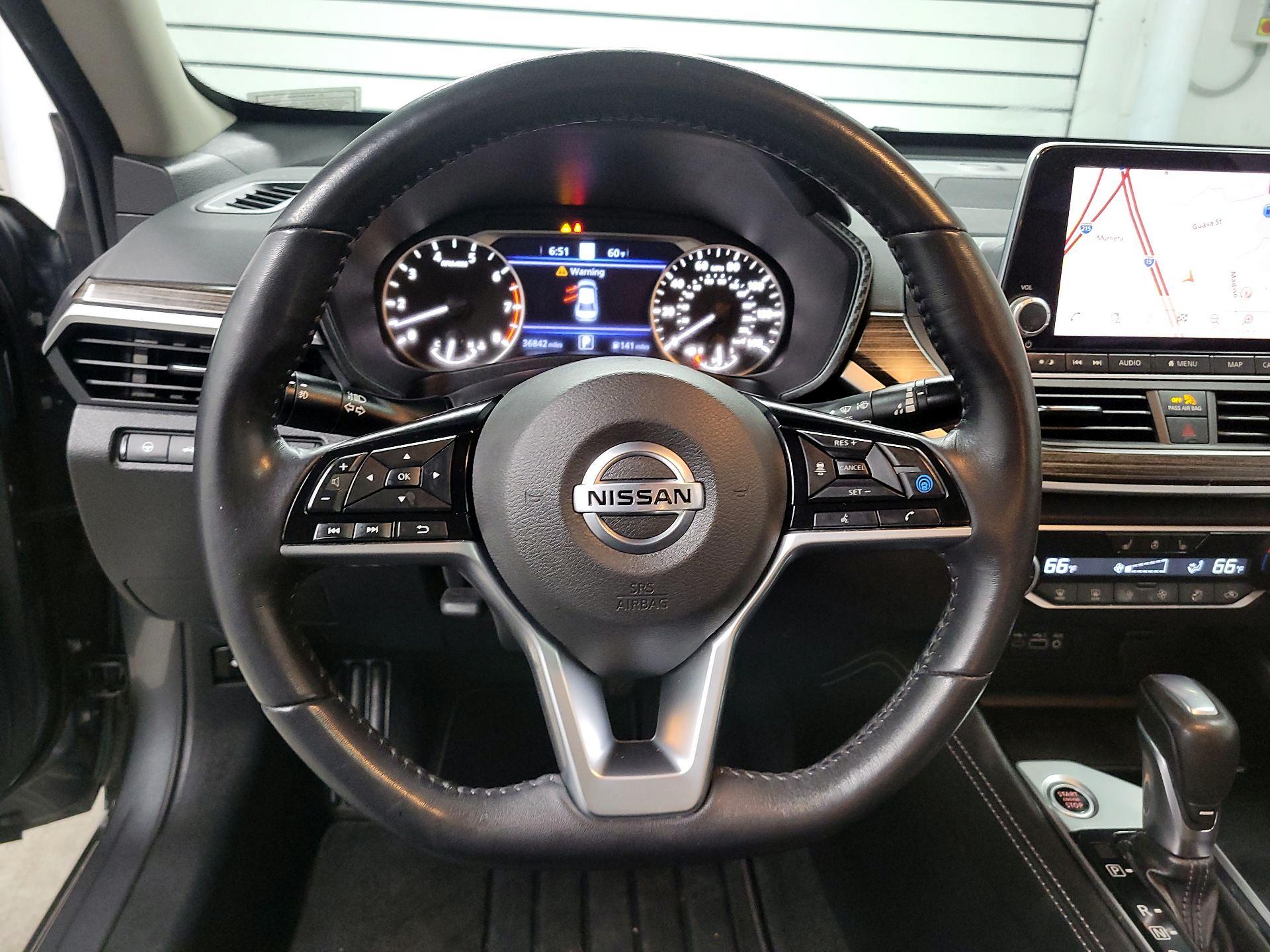 Thumbnail: 2020 Nissan Altima - 10