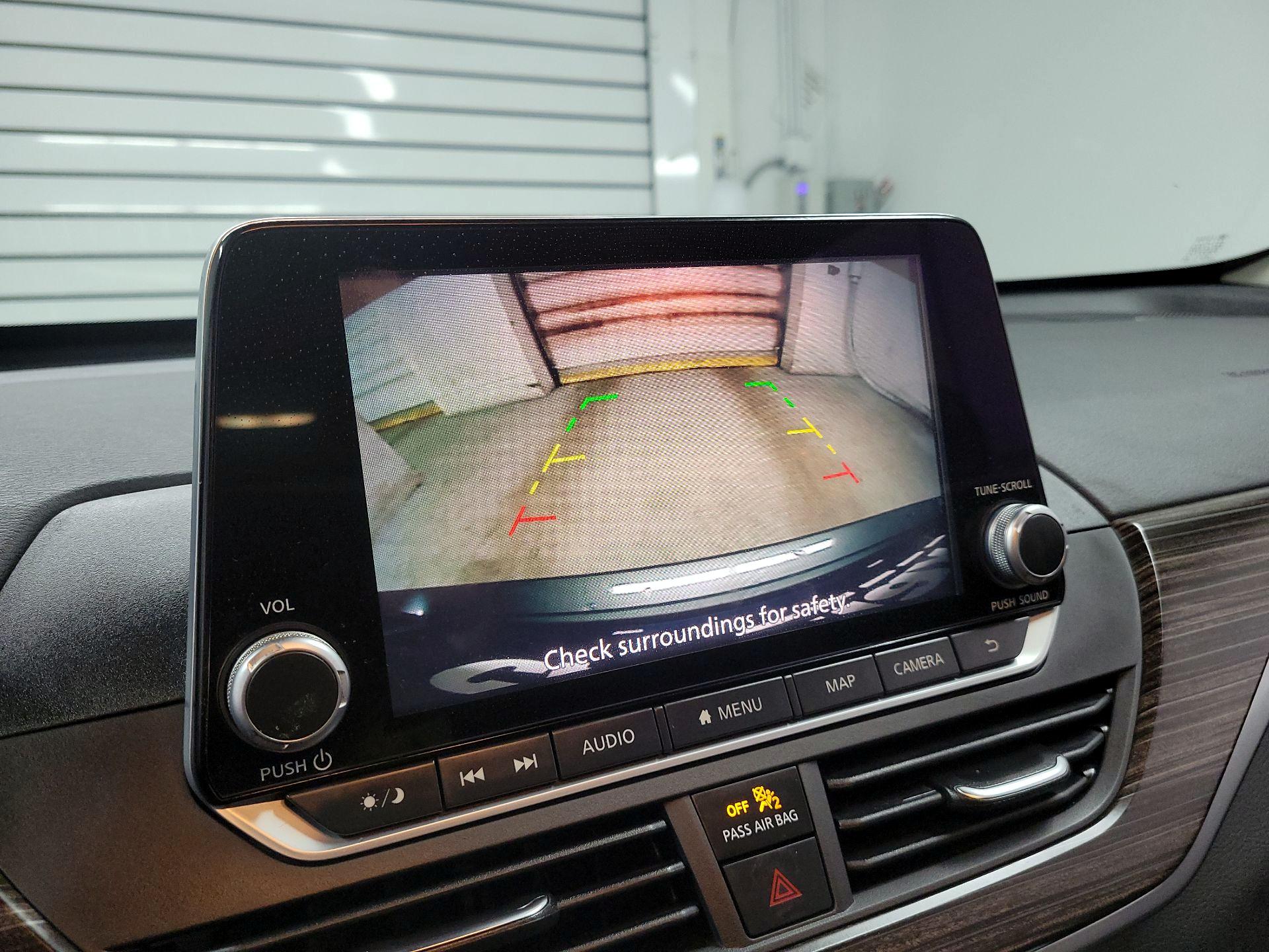 Thumbnail: 2020 Nissan Altima - 15