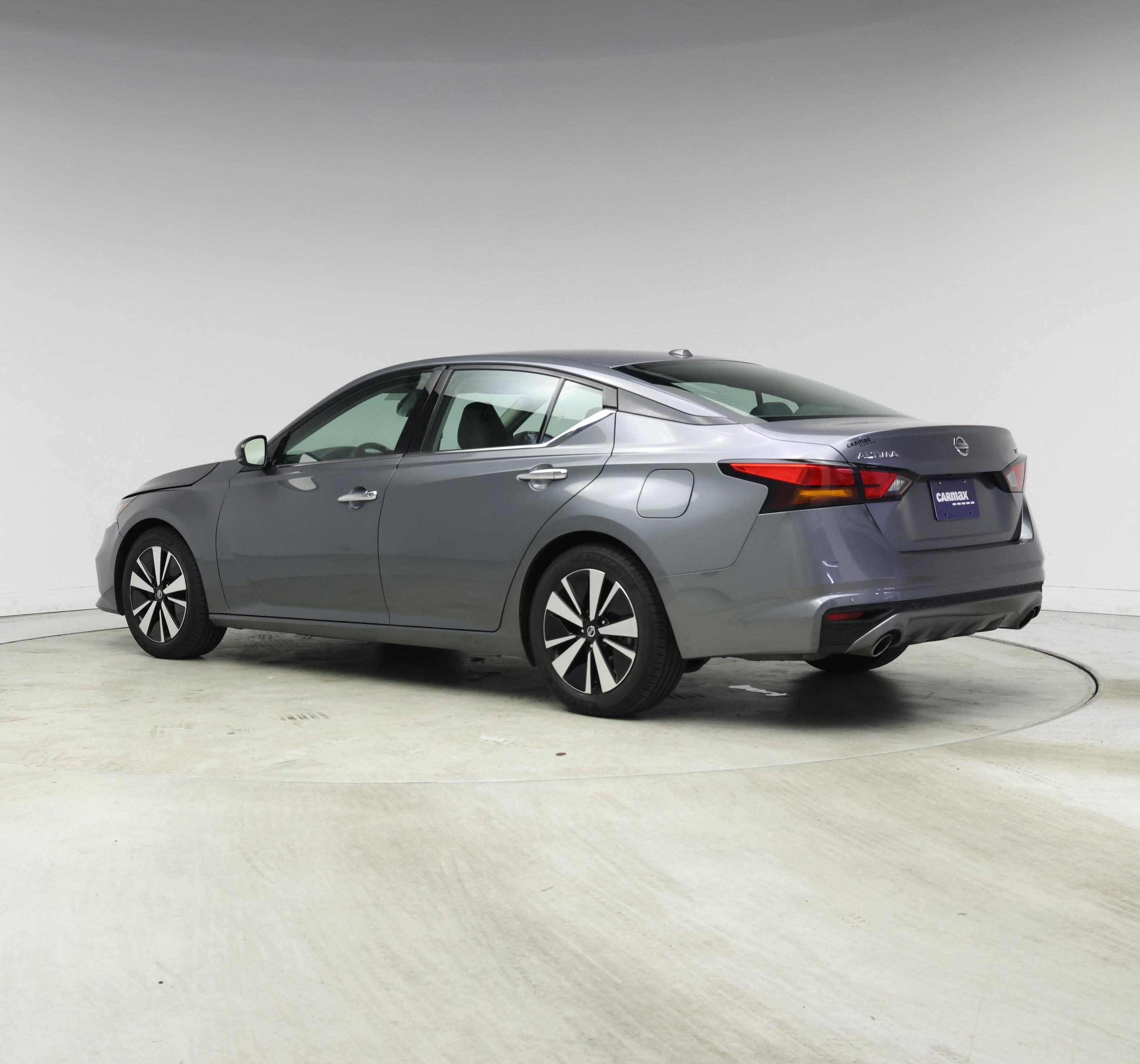 Thumbnail: 2020 Nissan Altima - 2