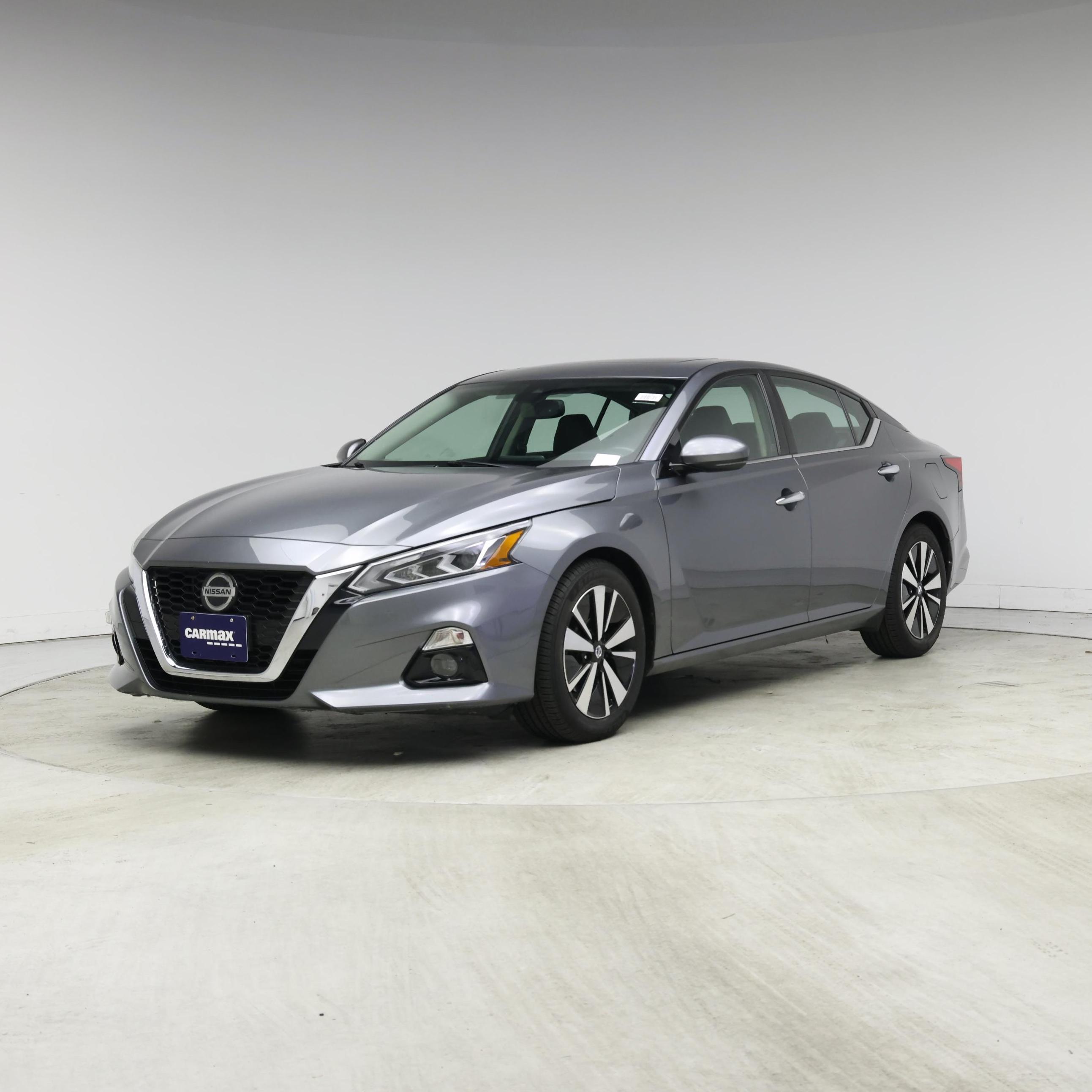 Thumbnail: 2020 Nissan Altima - 4