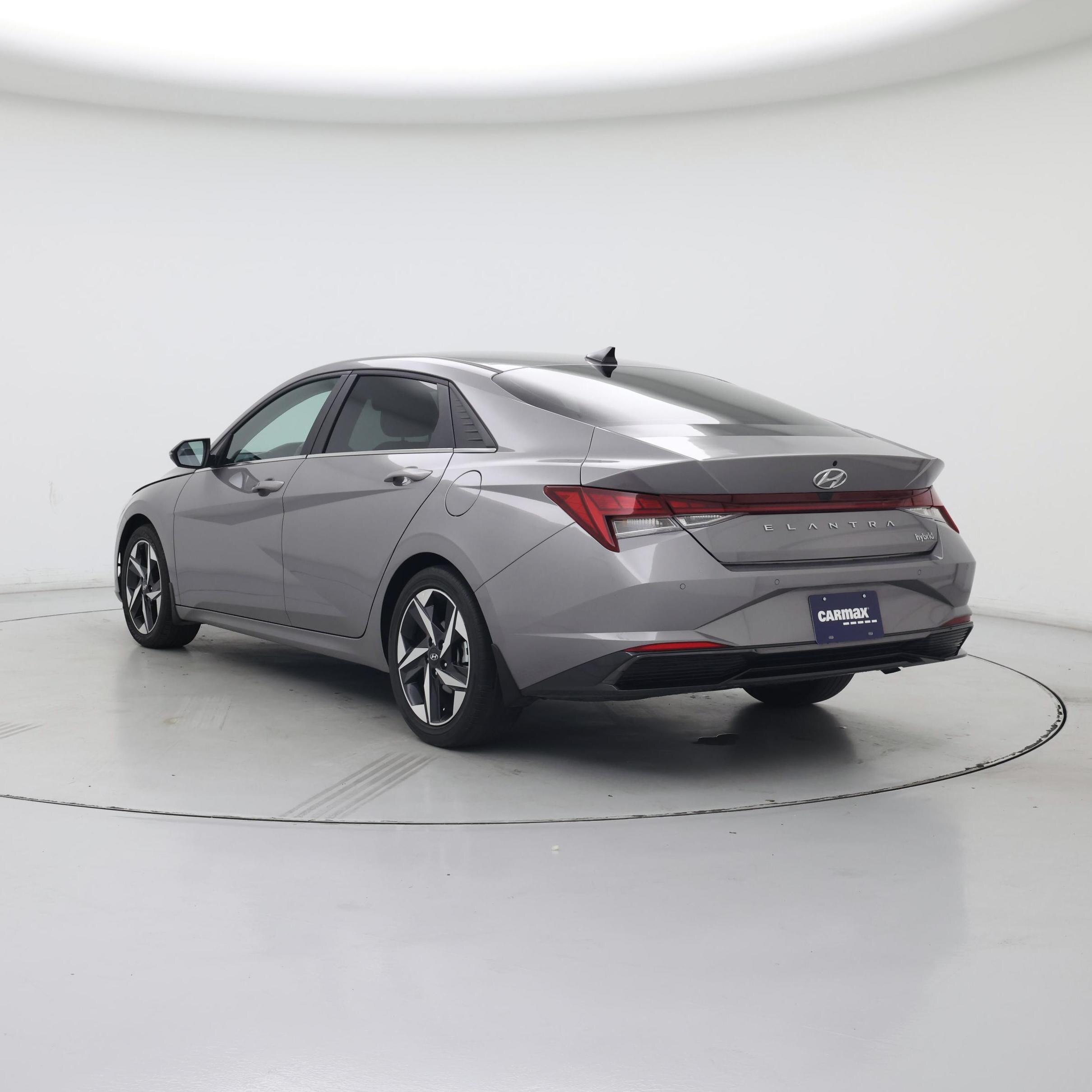 Thumbnail: 2023 Hyundai Elantra - 2