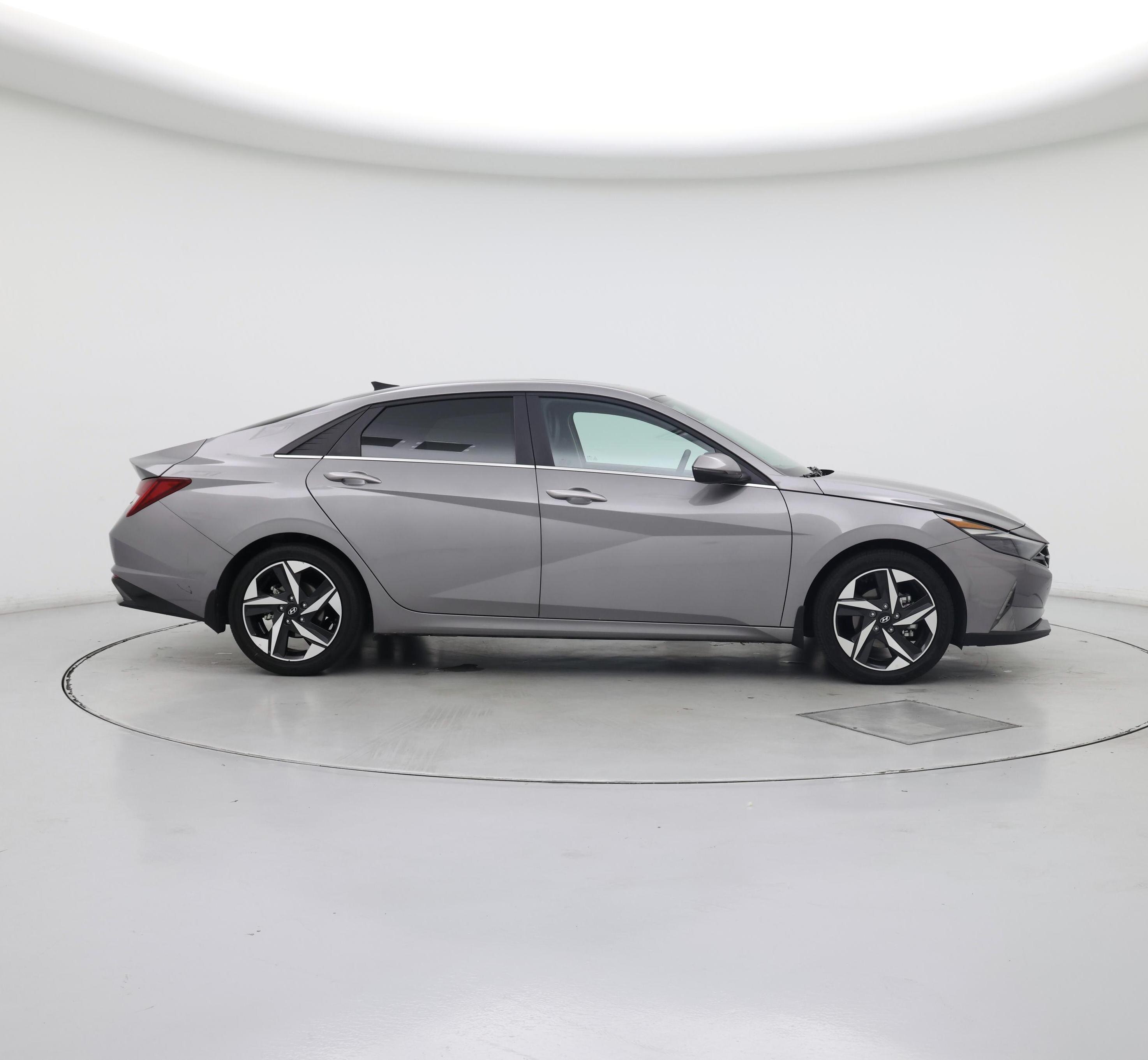 Thumbnail: 2023 Hyundai Elantra - 7