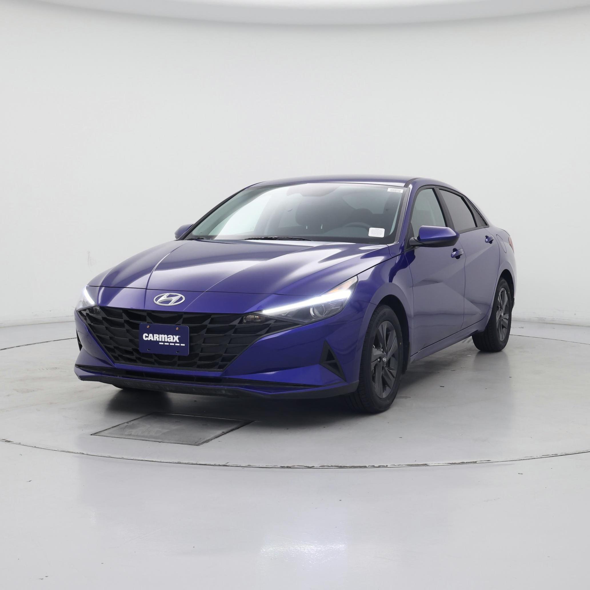 Thumbnail: 2023 Hyundai Elantra - 4