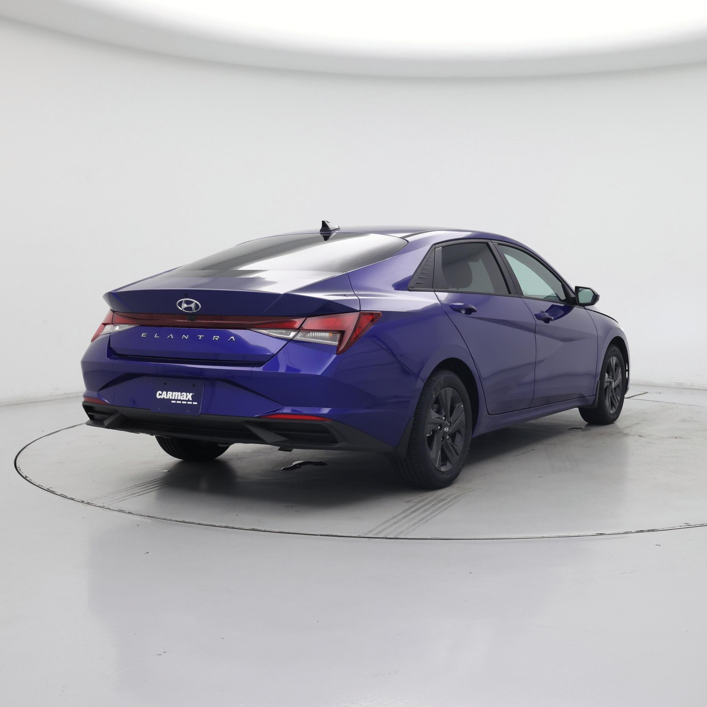 Thumbnail: 2023 Hyundai Elantra - 8