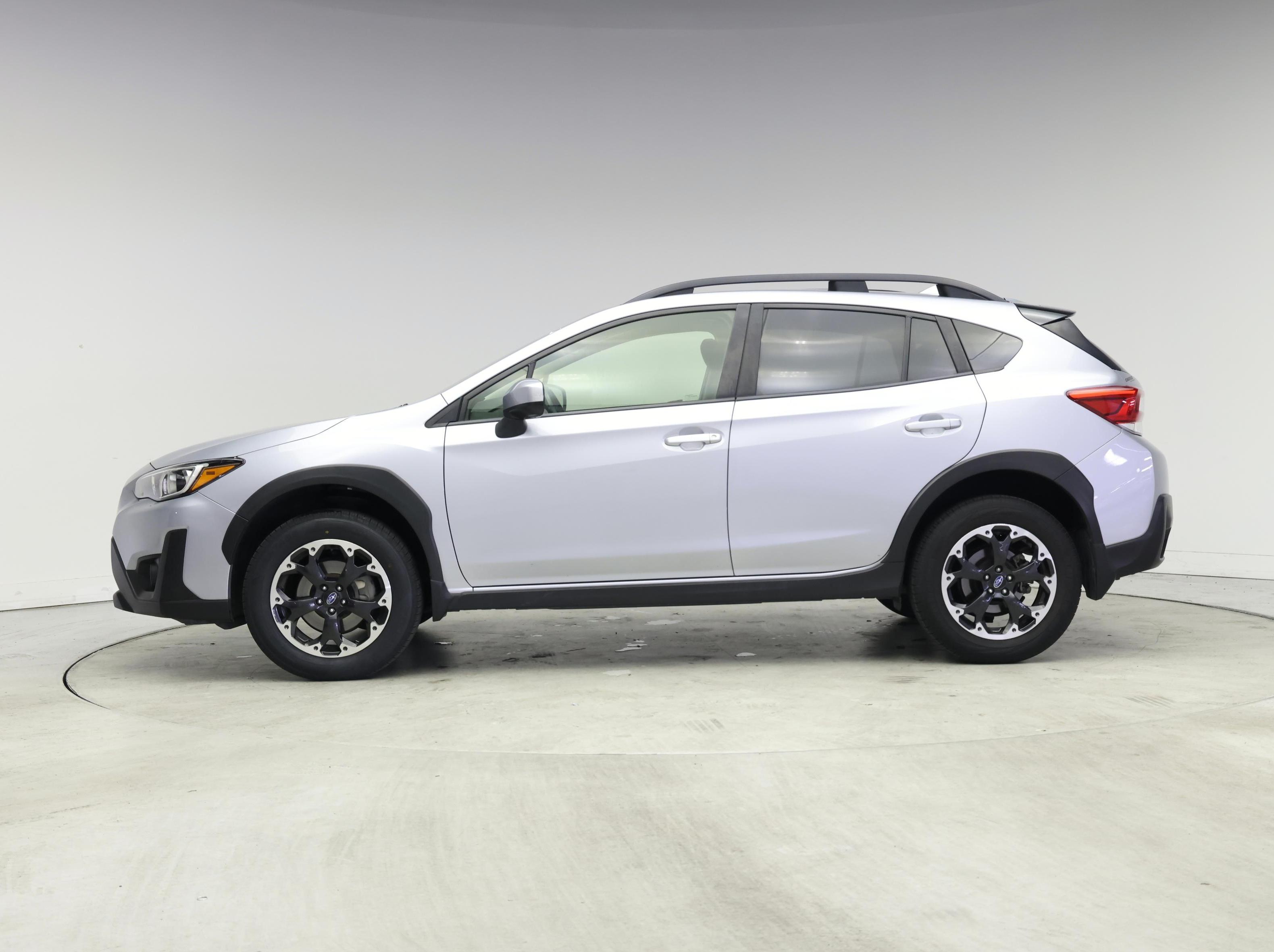 Thumbnail: 2021 Subaru Crosstrek - 3