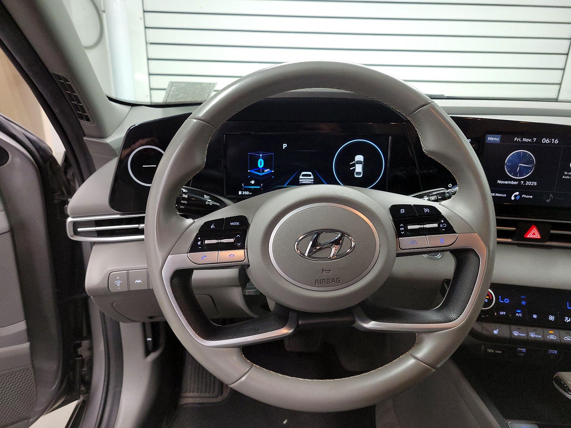 Thumbnail: 2021 Hyundai Elantra - 10