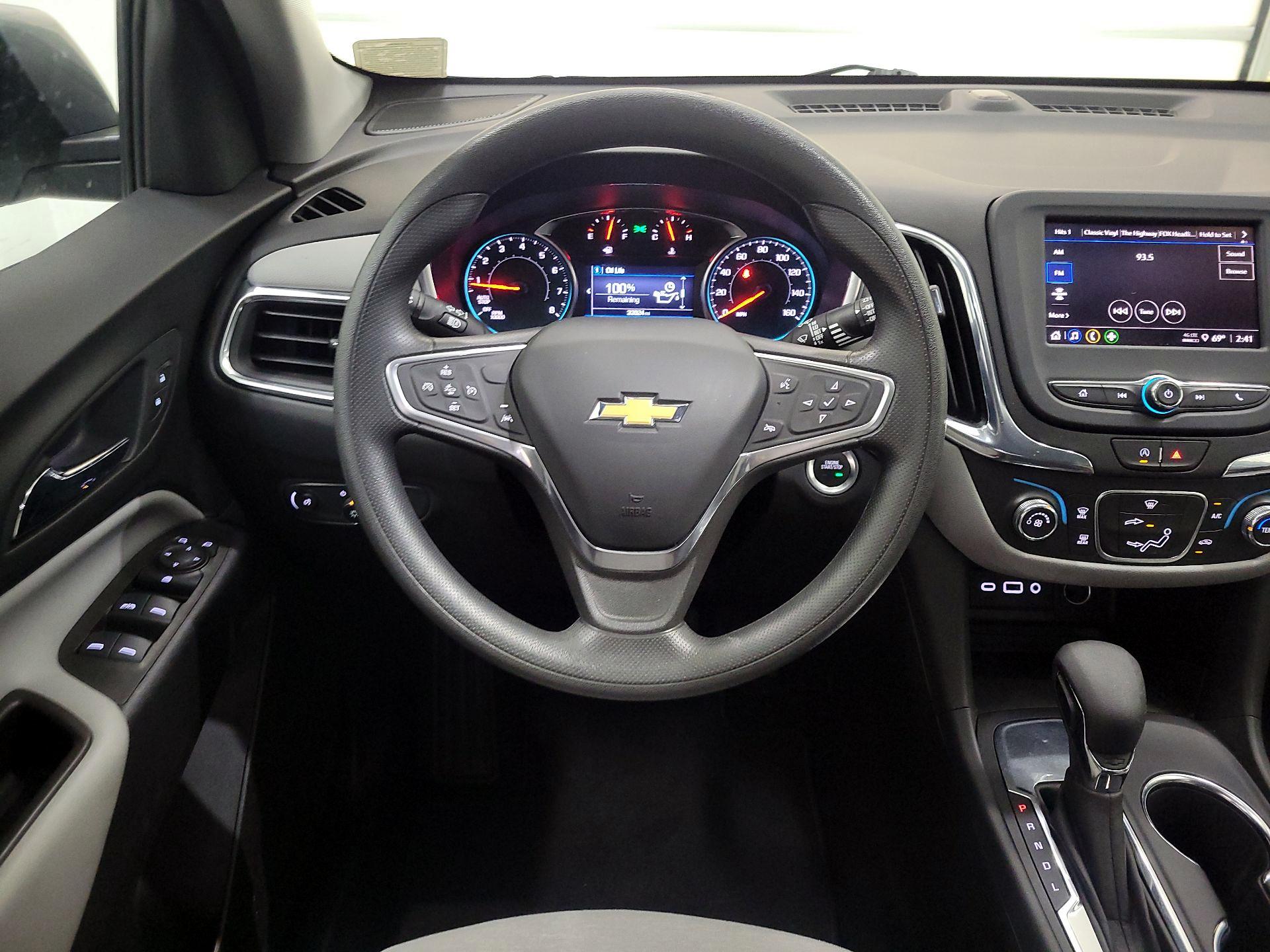 Thumbnail: 2023 Chevrolet Equinox - 10