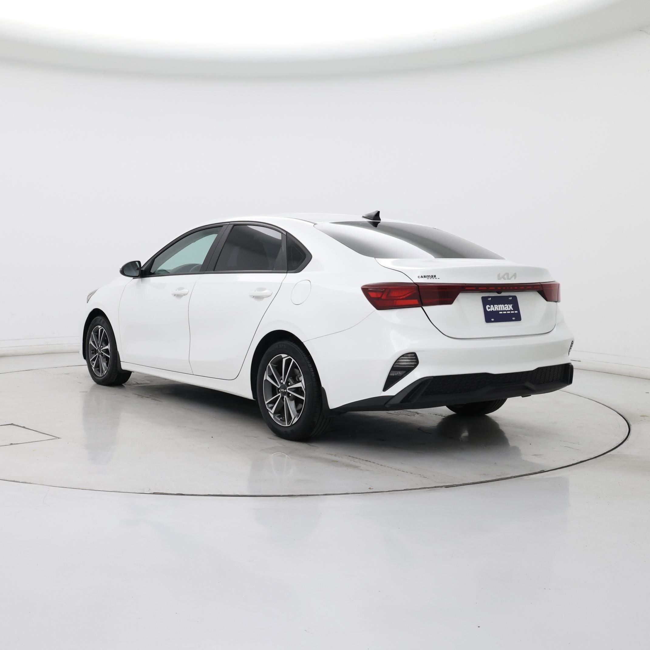 Thumbnail: 2023 Kia Forte - 2