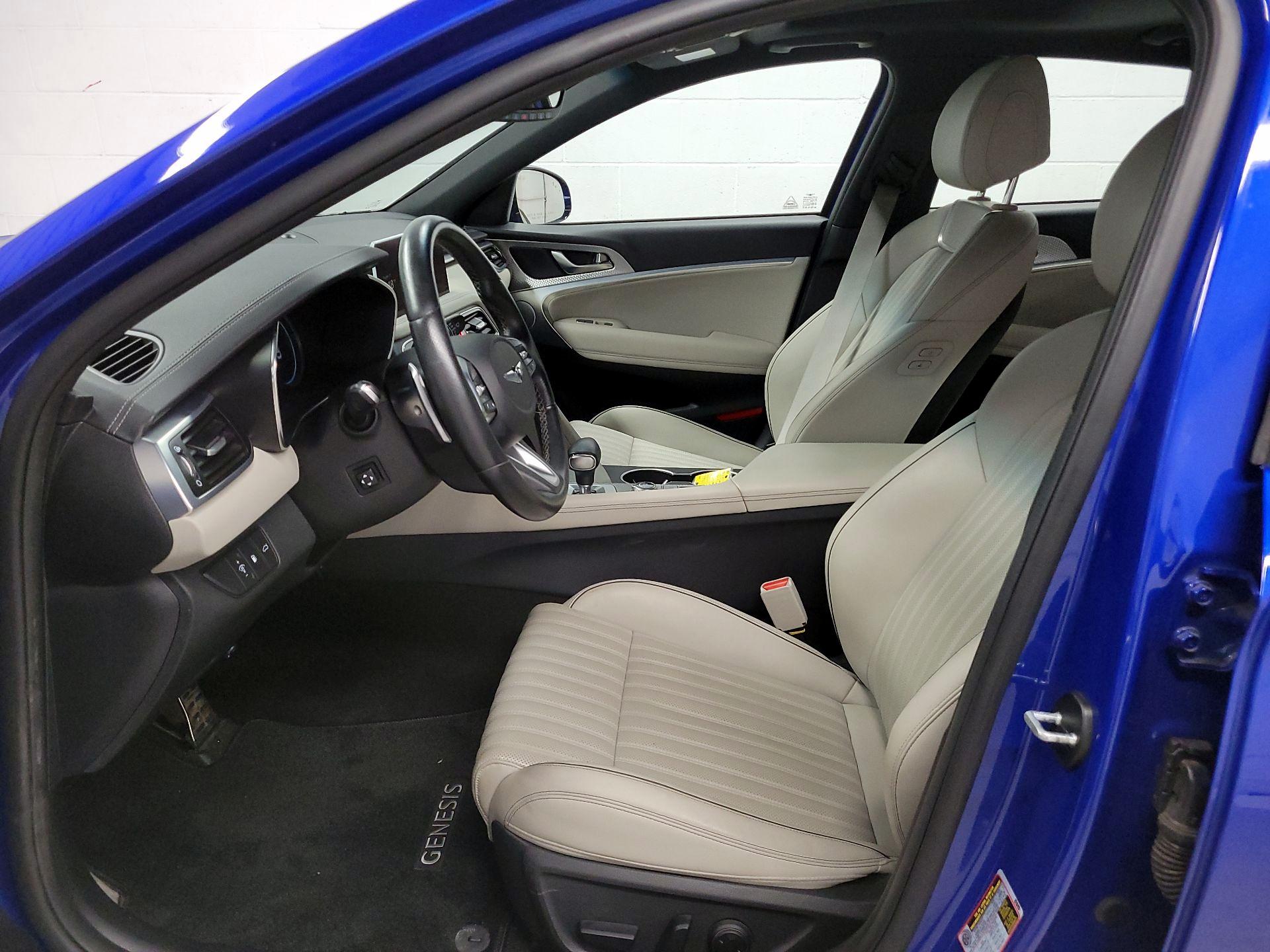 Thumbnail: 2023 Genesis G70 - 11