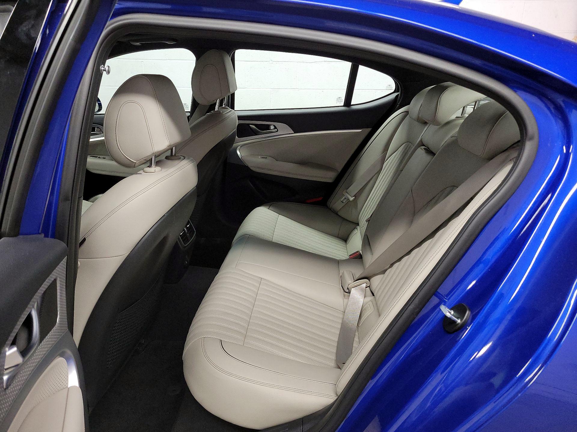 Thumbnail: 2023 Genesis G70 - 16